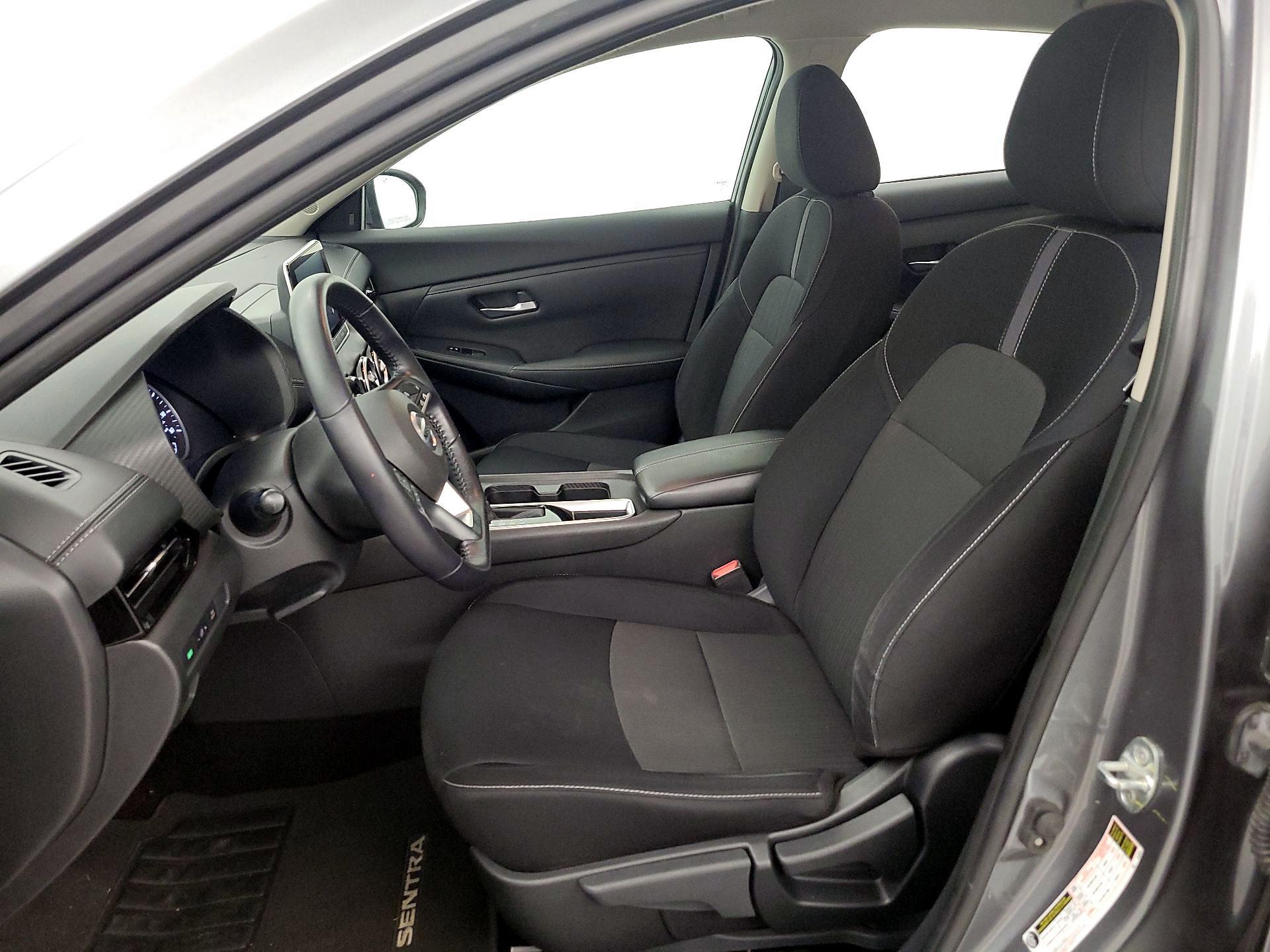 Thumbnail: 2020 Nissan Sentra - 11