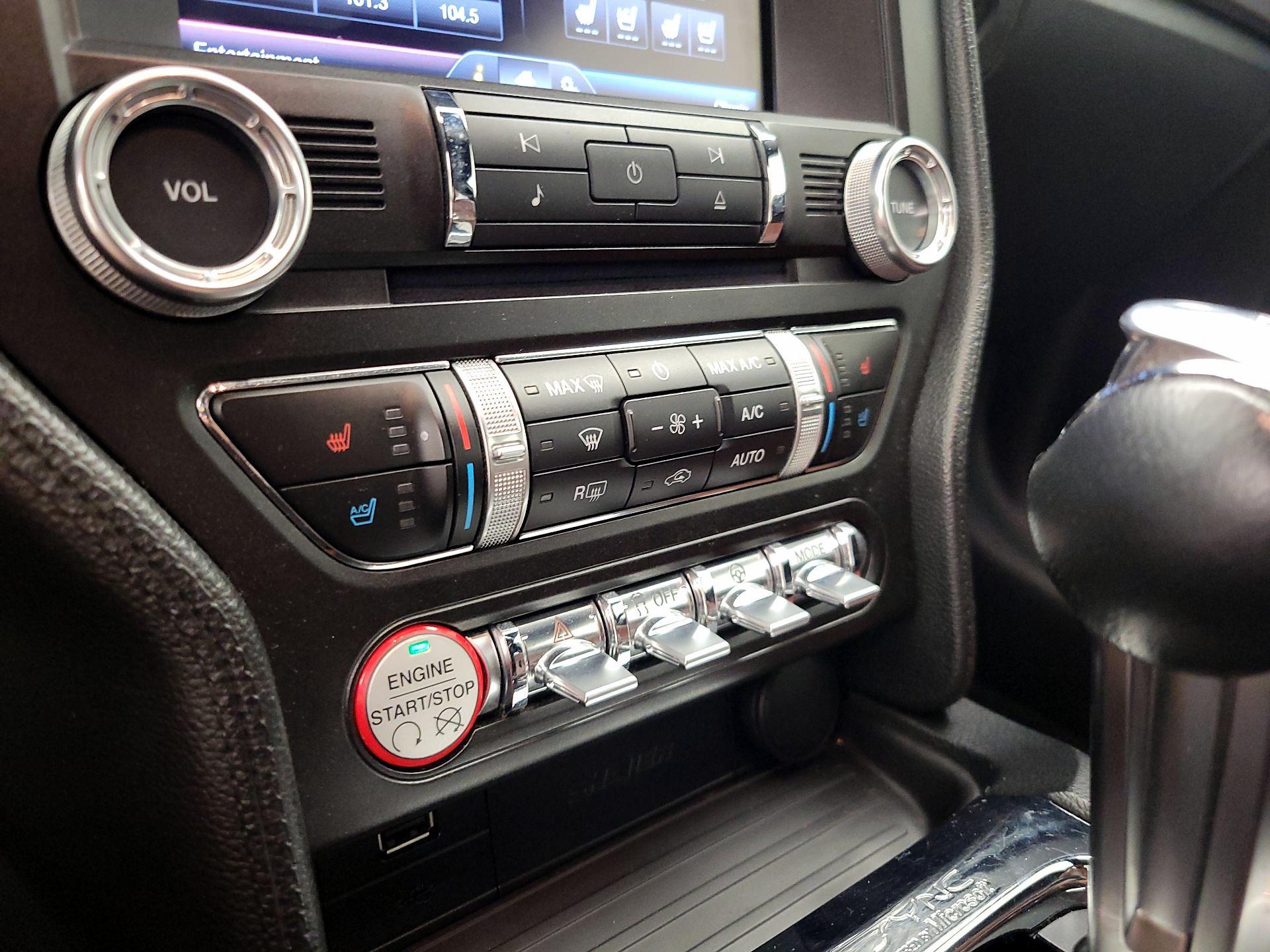 Thumbnail: 2015 Ford Mustang - 16