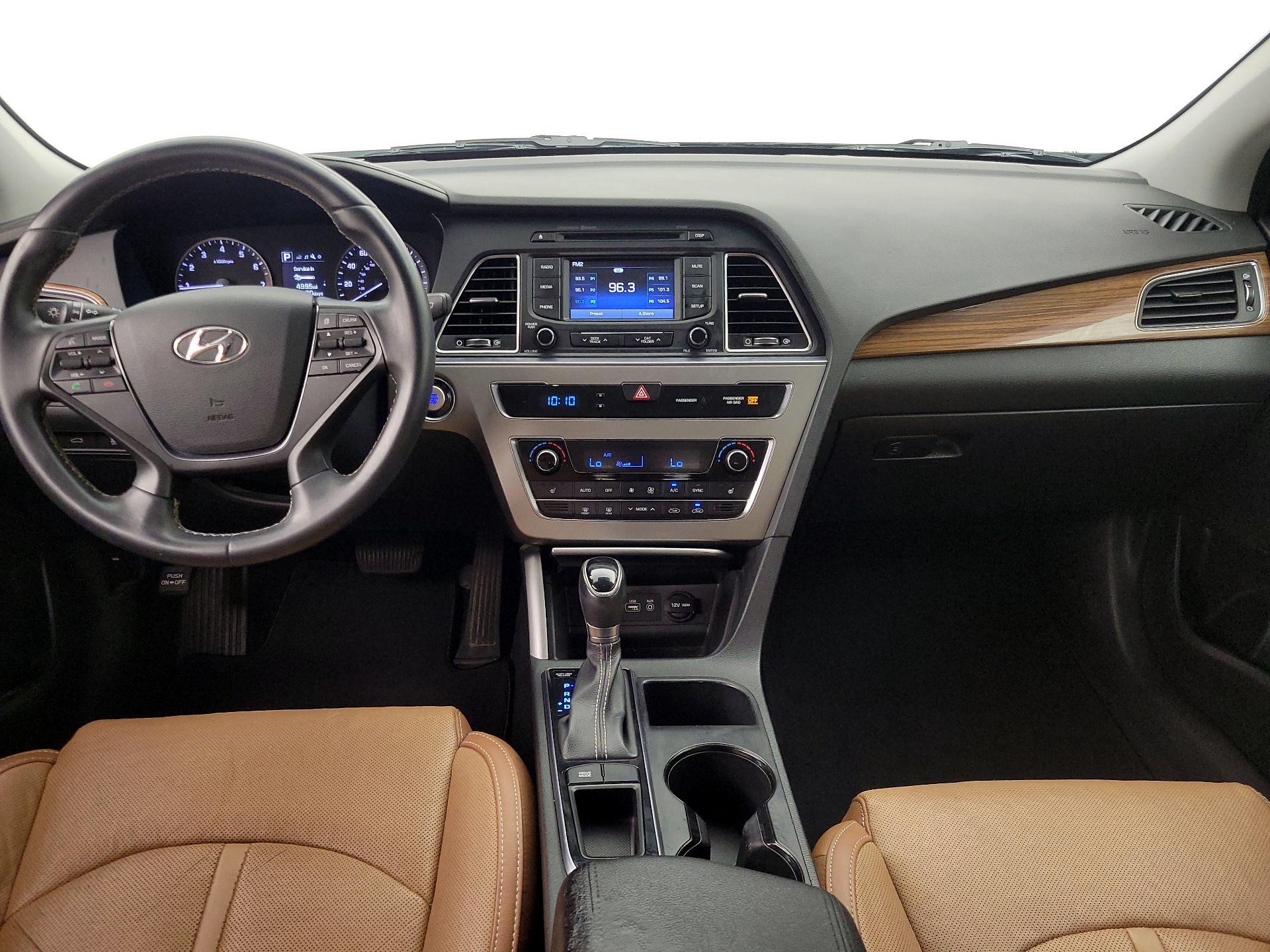 Thumbnail: 2015 Hyundai Sonata - 9