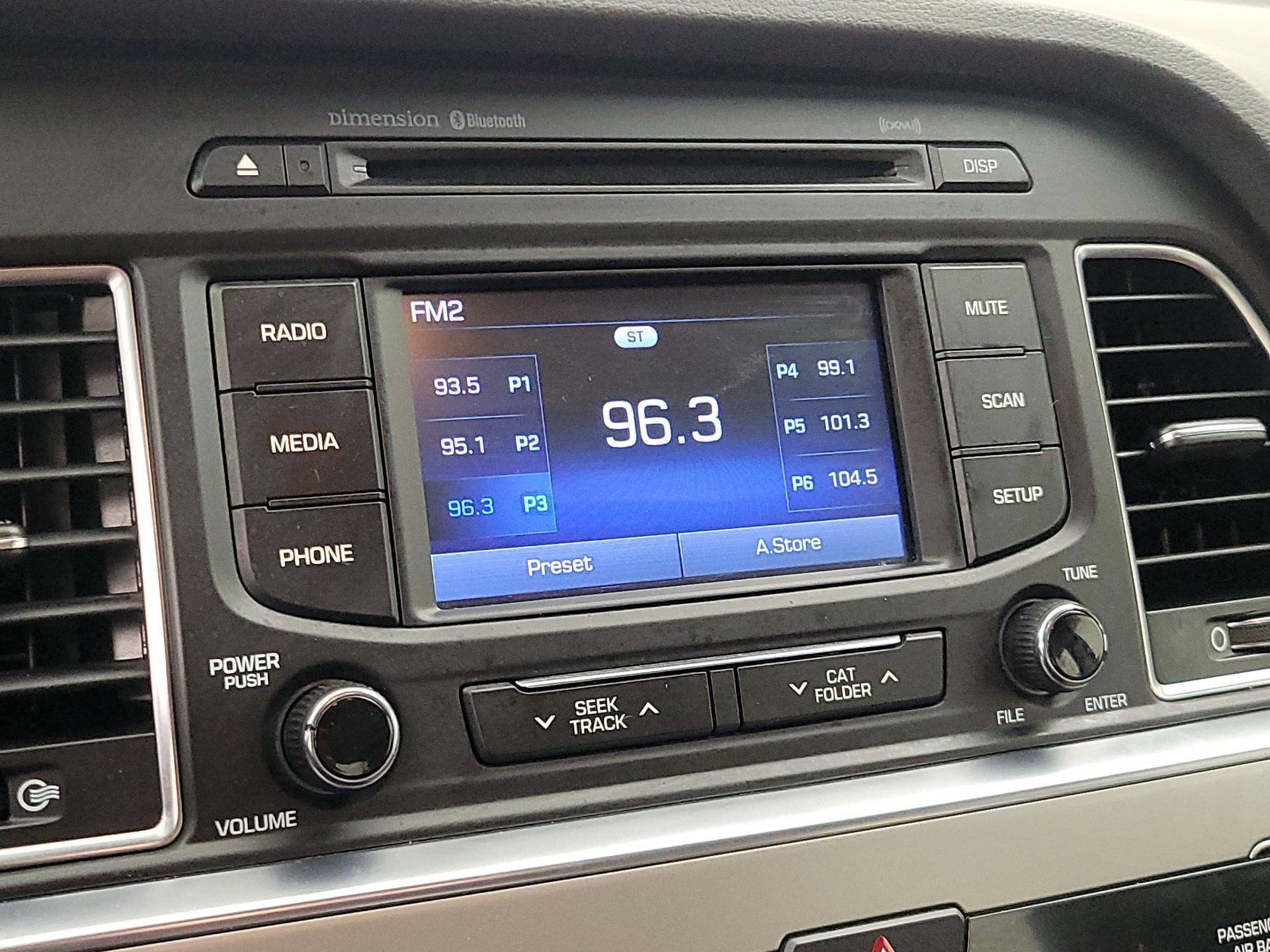 Thumbnail: 2015 Hyundai Sonata - 15