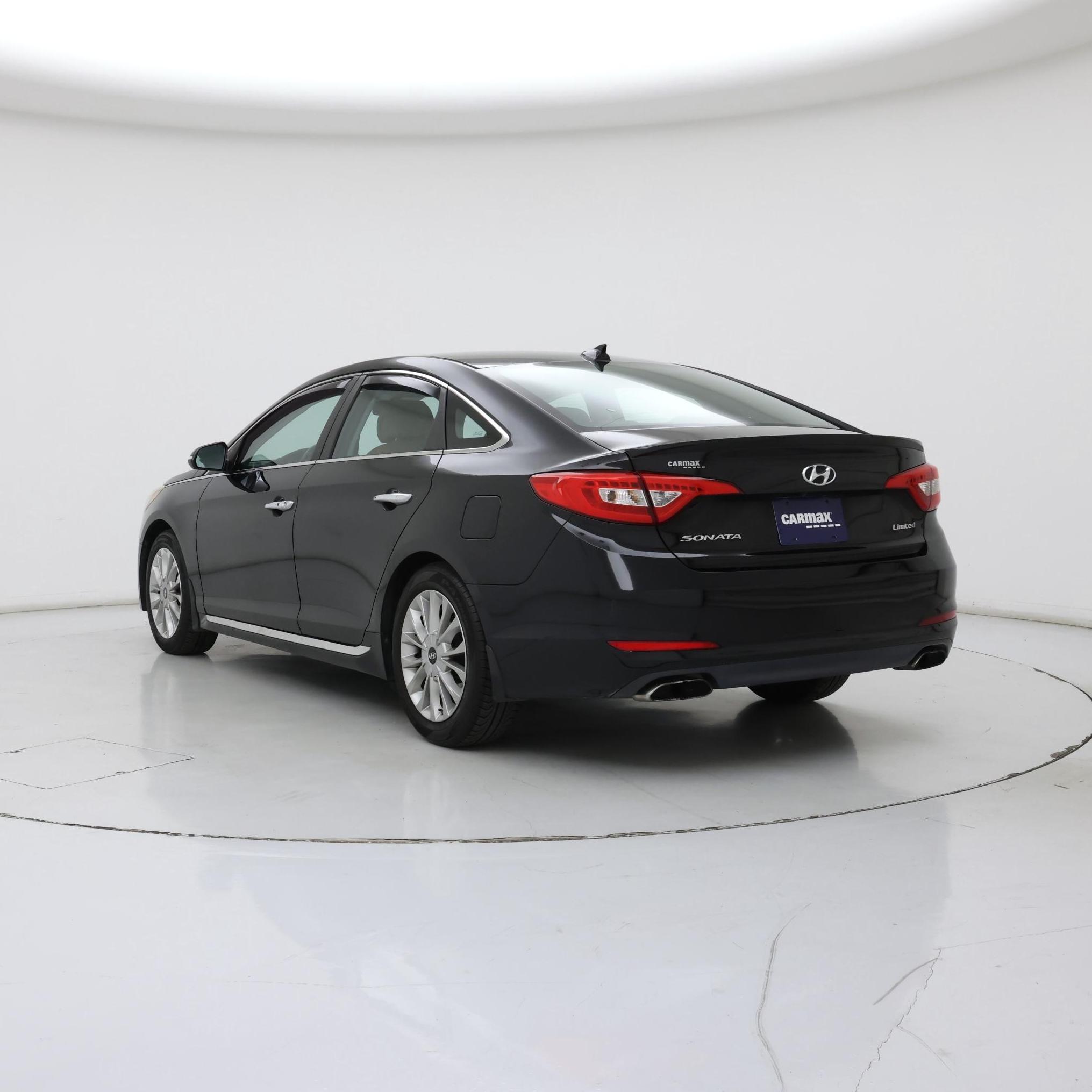 Thumbnail: 2015 Hyundai Sonata - 2