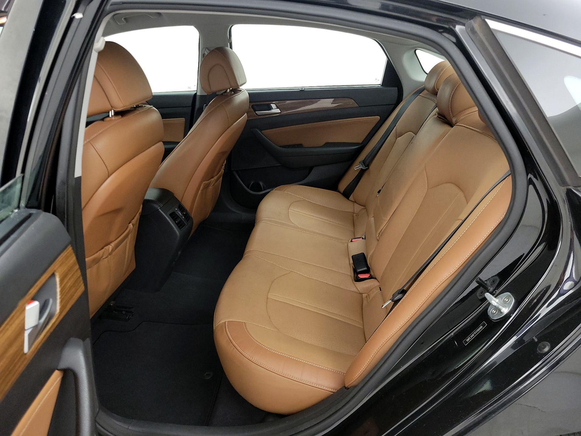 Thumbnail: 2015 Hyundai Sonata - 19