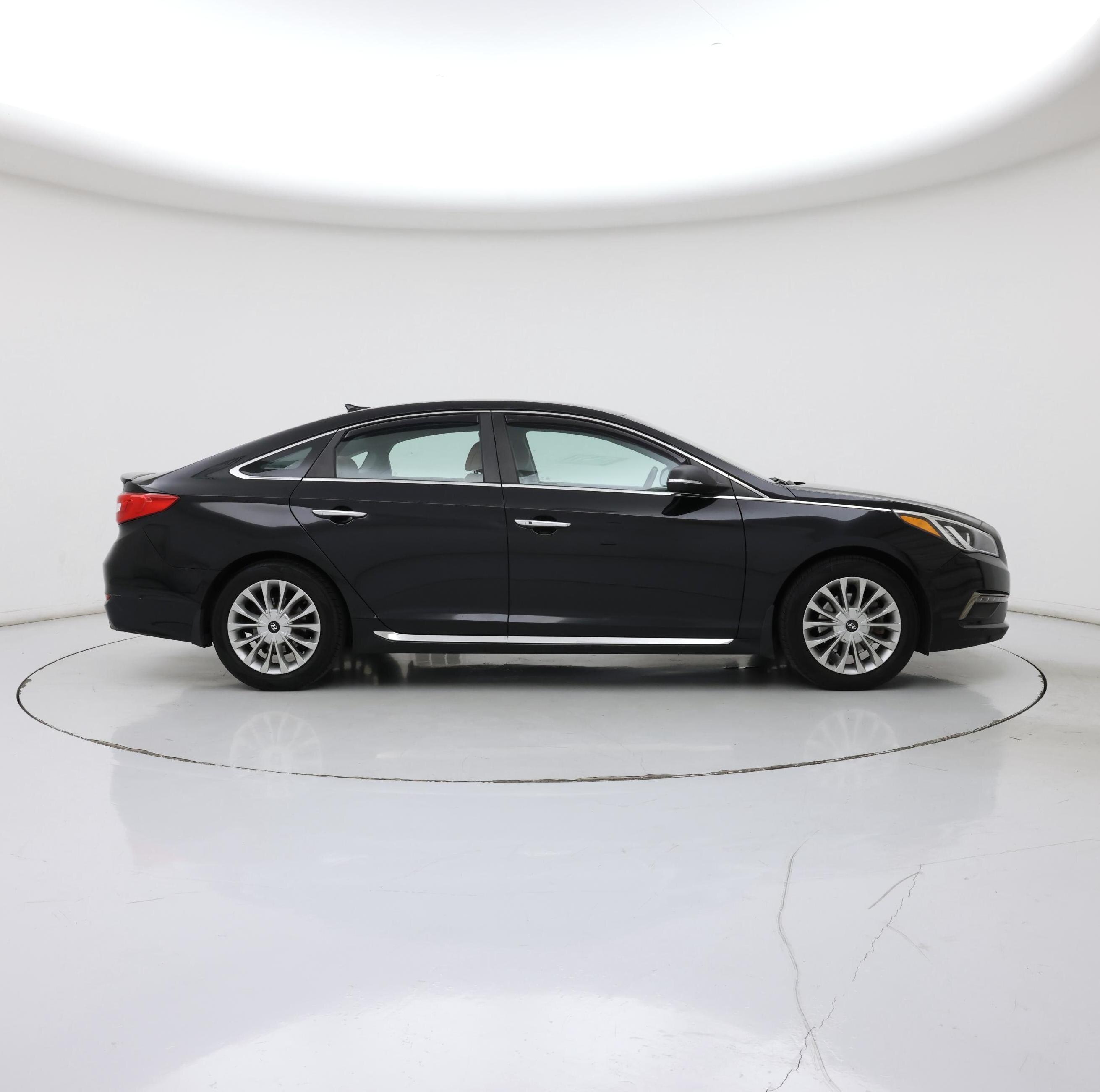 Thumbnail: 2015 Hyundai Sonata - 7