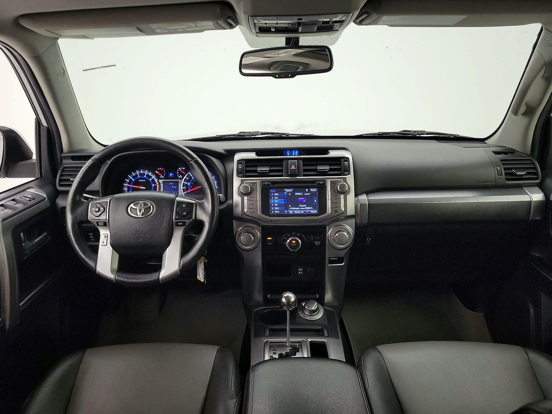 Thumbnail: 2016 Toyota 4Runner - 9