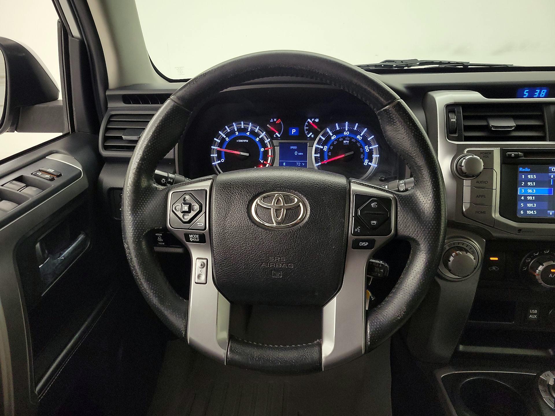Thumbnail: 2016 Toyota 4Runner - 10