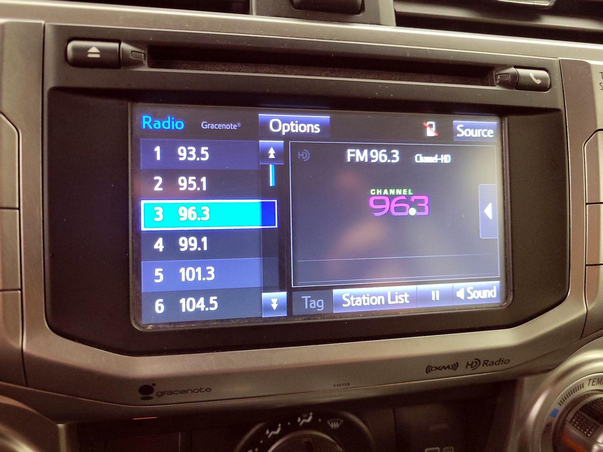 Thumbnail: 2016 Toyota 4Runner - 15