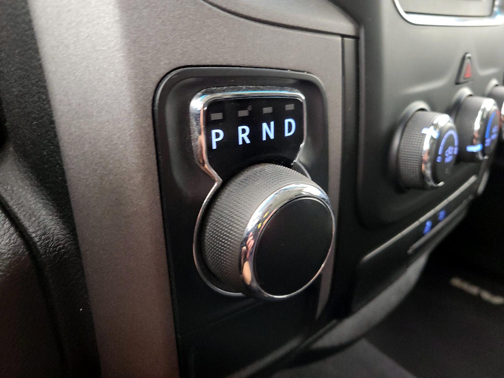 Thumbnail: 2019 RAM 1500 Classic - 17