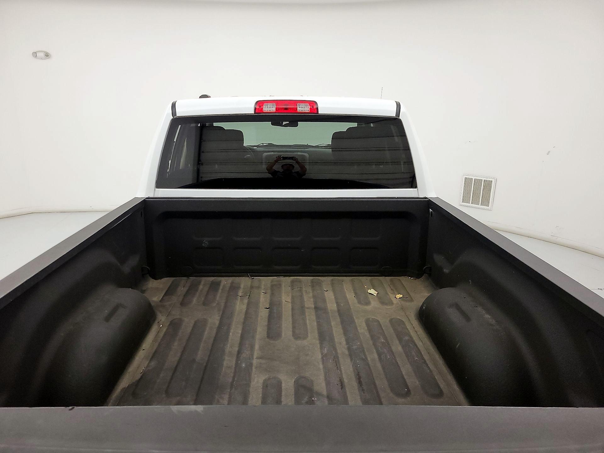 Thumbnail: 2019 RAM 1500 Classic - 20