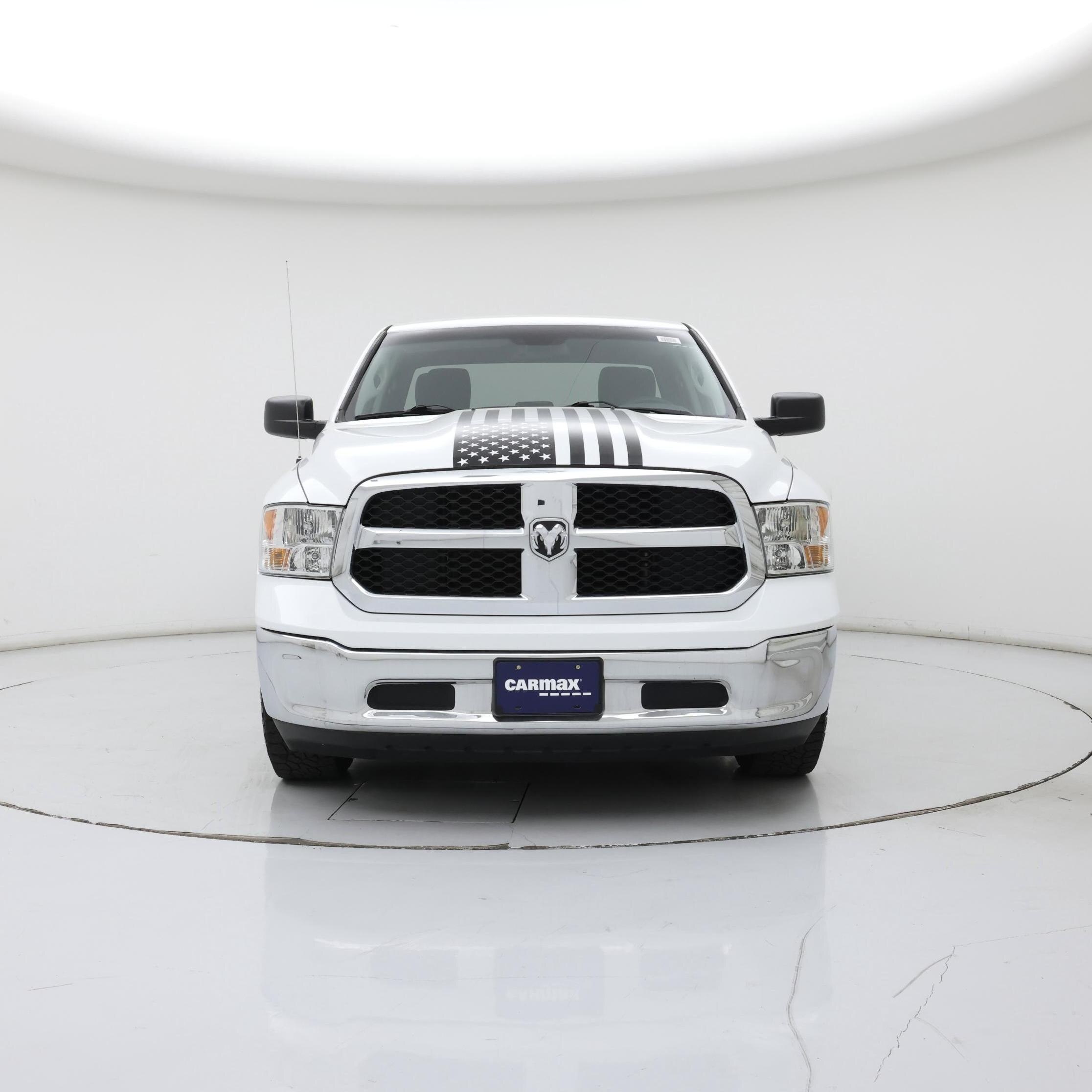 Thumbnail: 2019 RAM 1500 Classic - 5