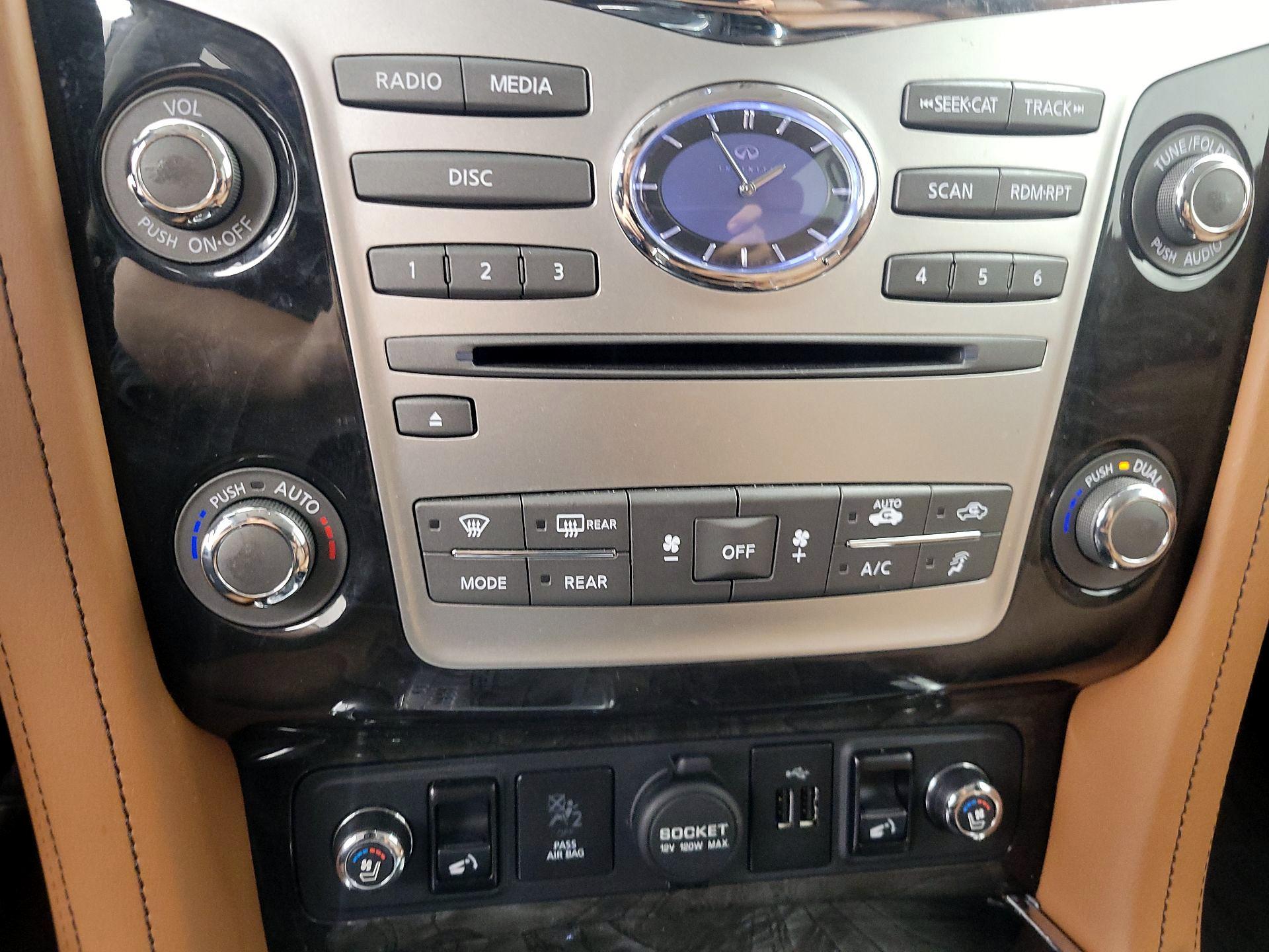 Thumbnail: 2018 INFINITI QX80 - 17