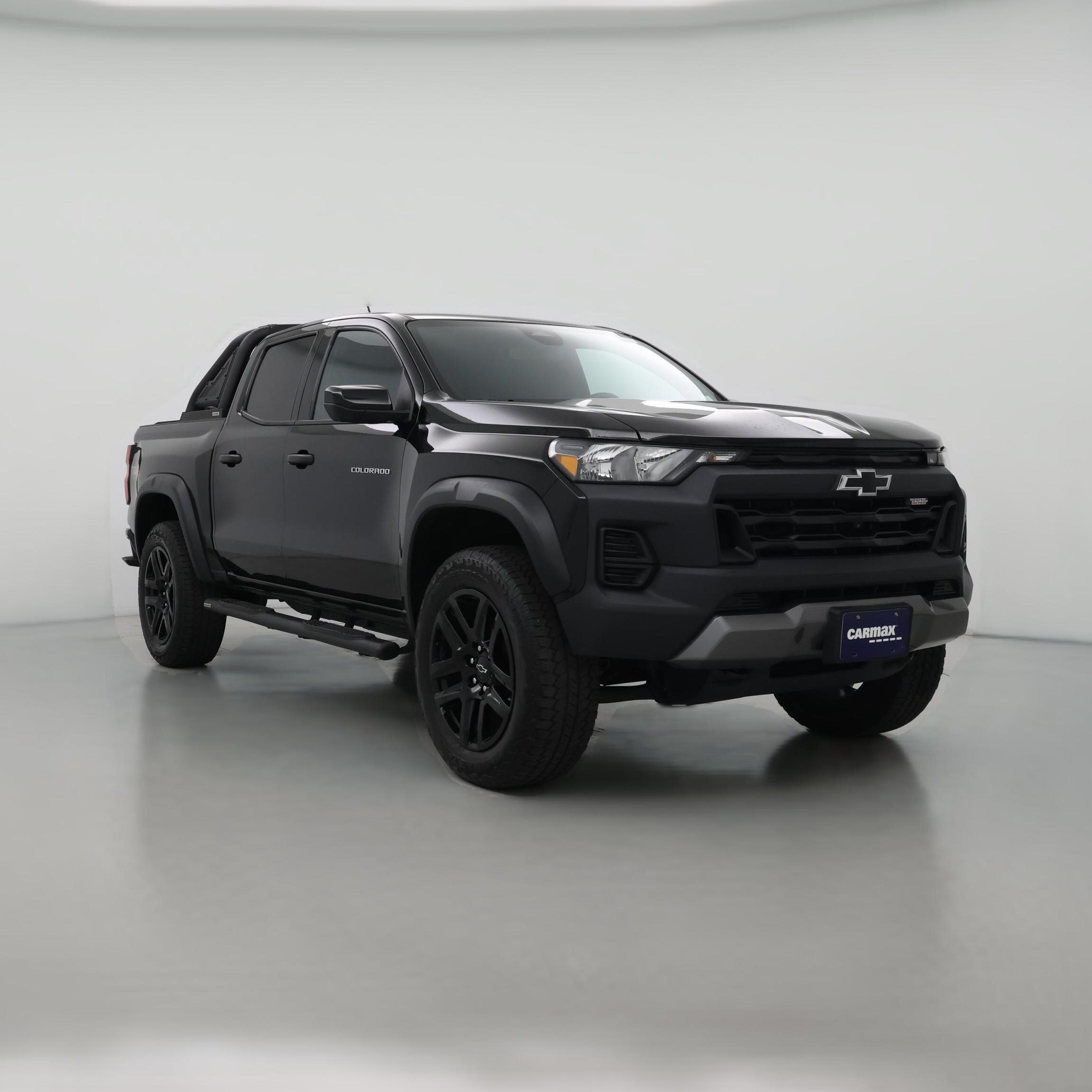 Thumbnail: 2023 Chevrolet Colorado - 1