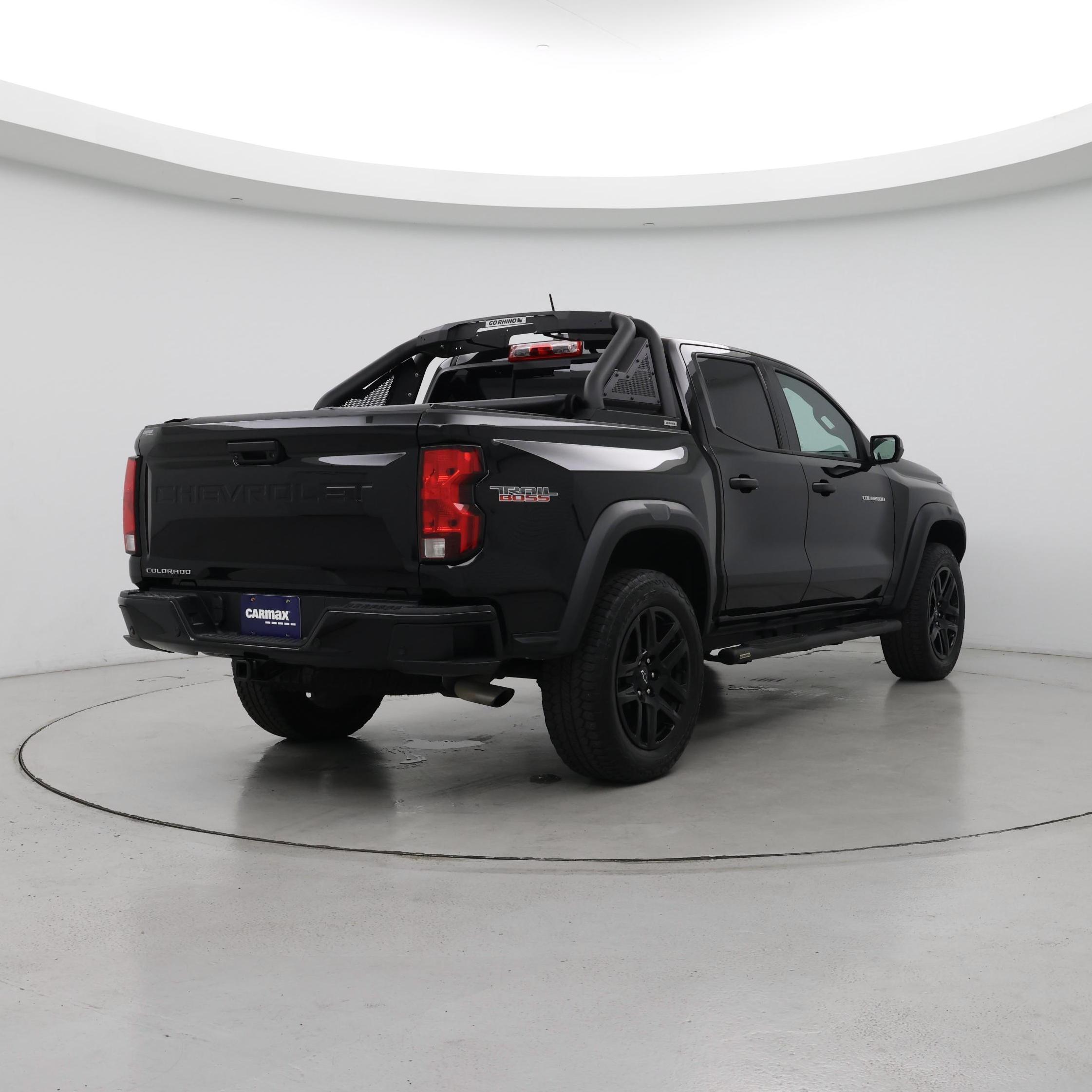 Thumbnail: 2023 Chevrolet Colorado - 8
