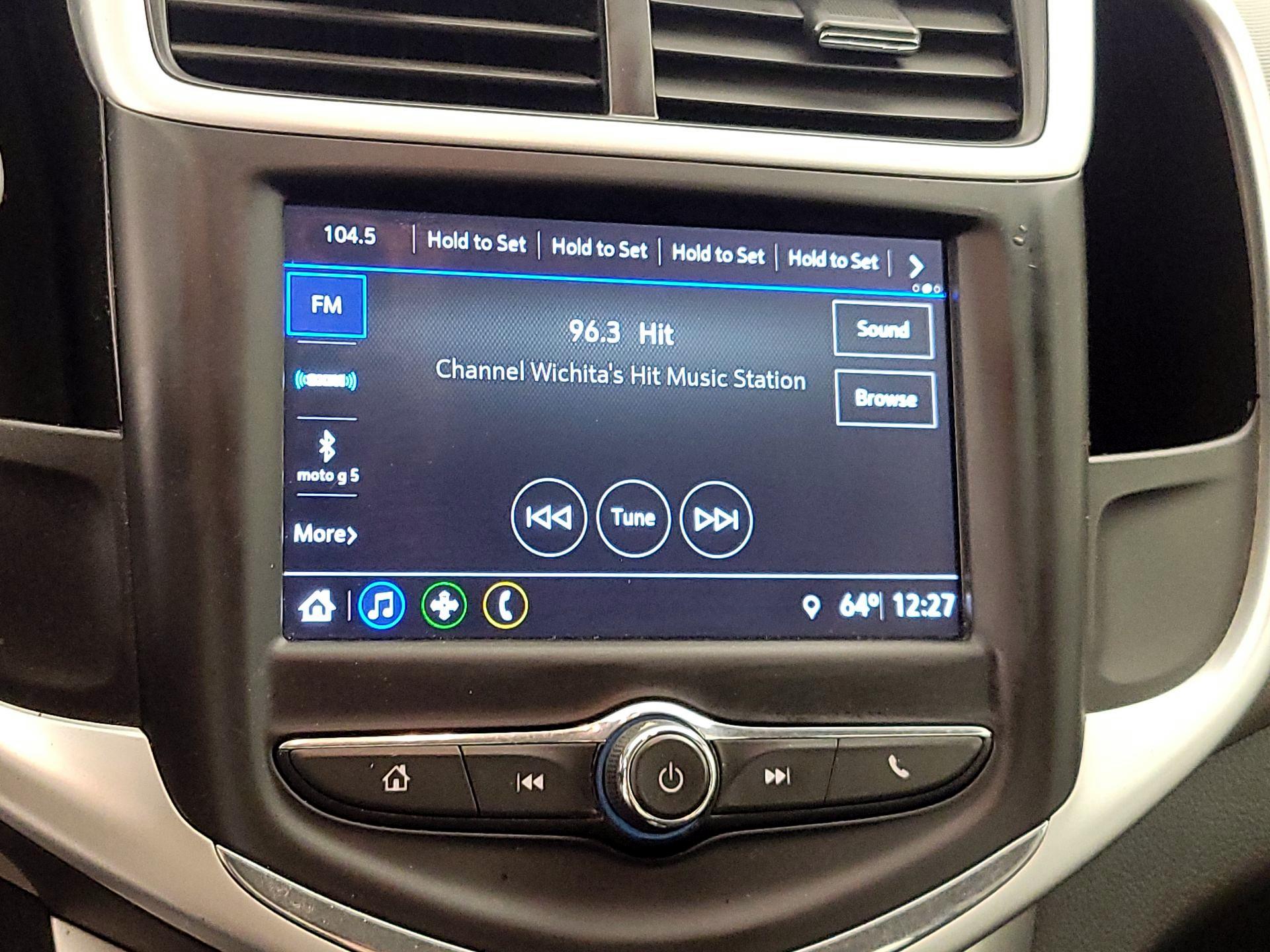 Thumbnail: 2018 Chevrolet Sonic - 15