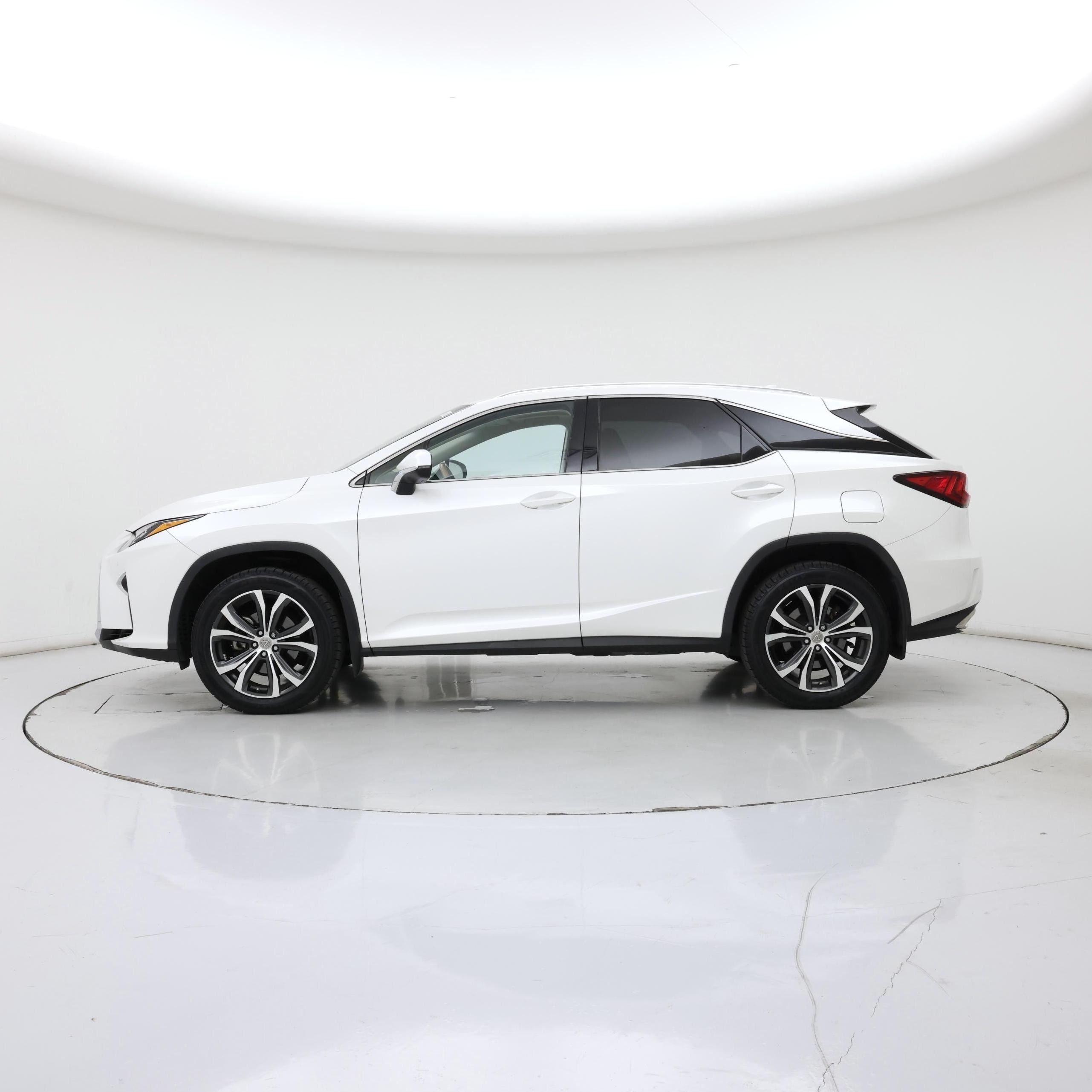Thumbnail: 2016 Lexus RX - 3