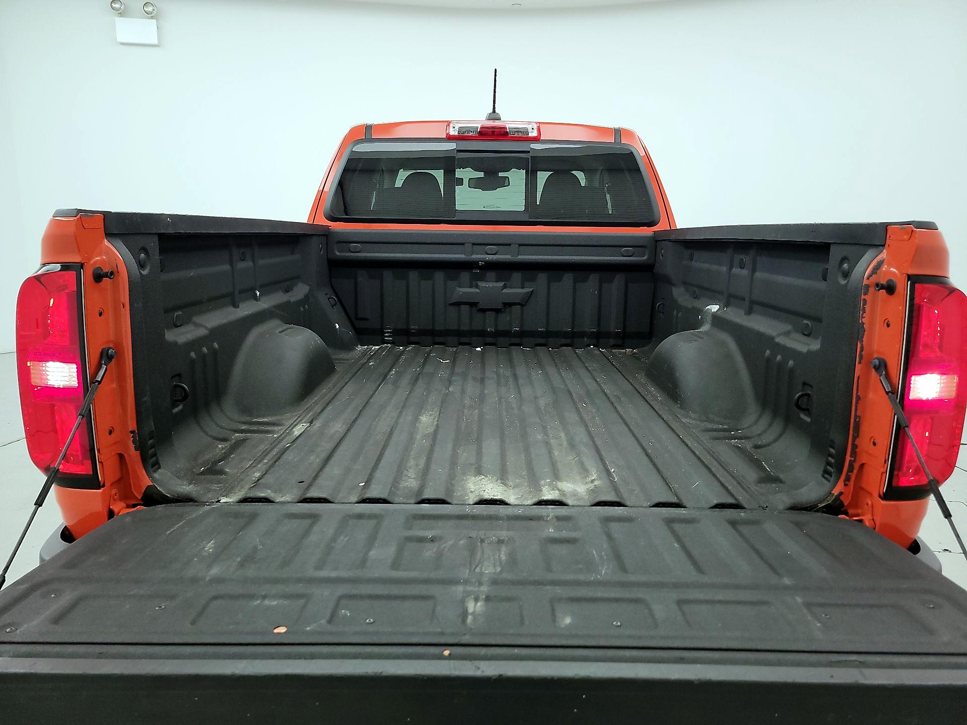 Thumbnail: 2021 Chevrolet Colorado - 20