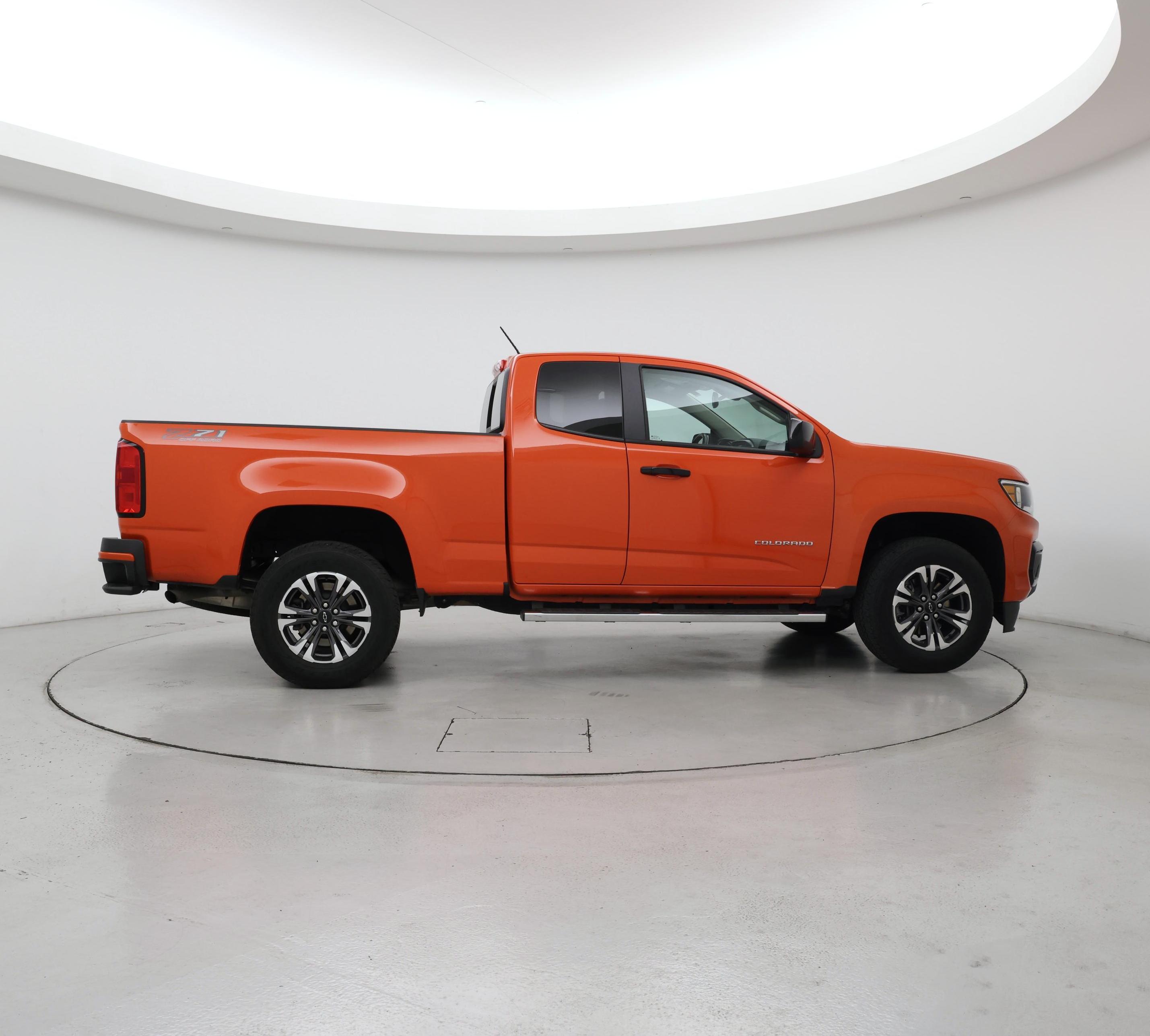 Thumbnail: 2021 Chevrolet Colorado - 7