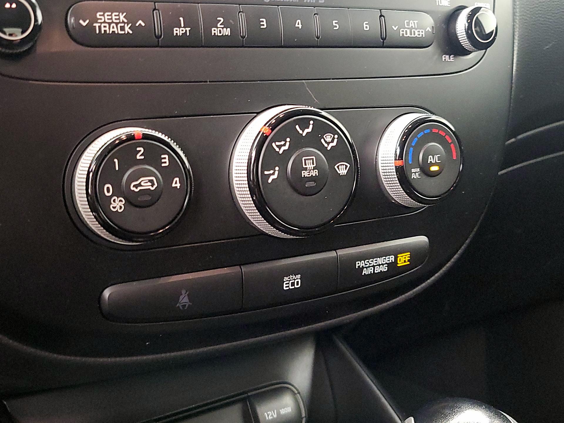 Thumbnail: 2016 Kia Soul - 15