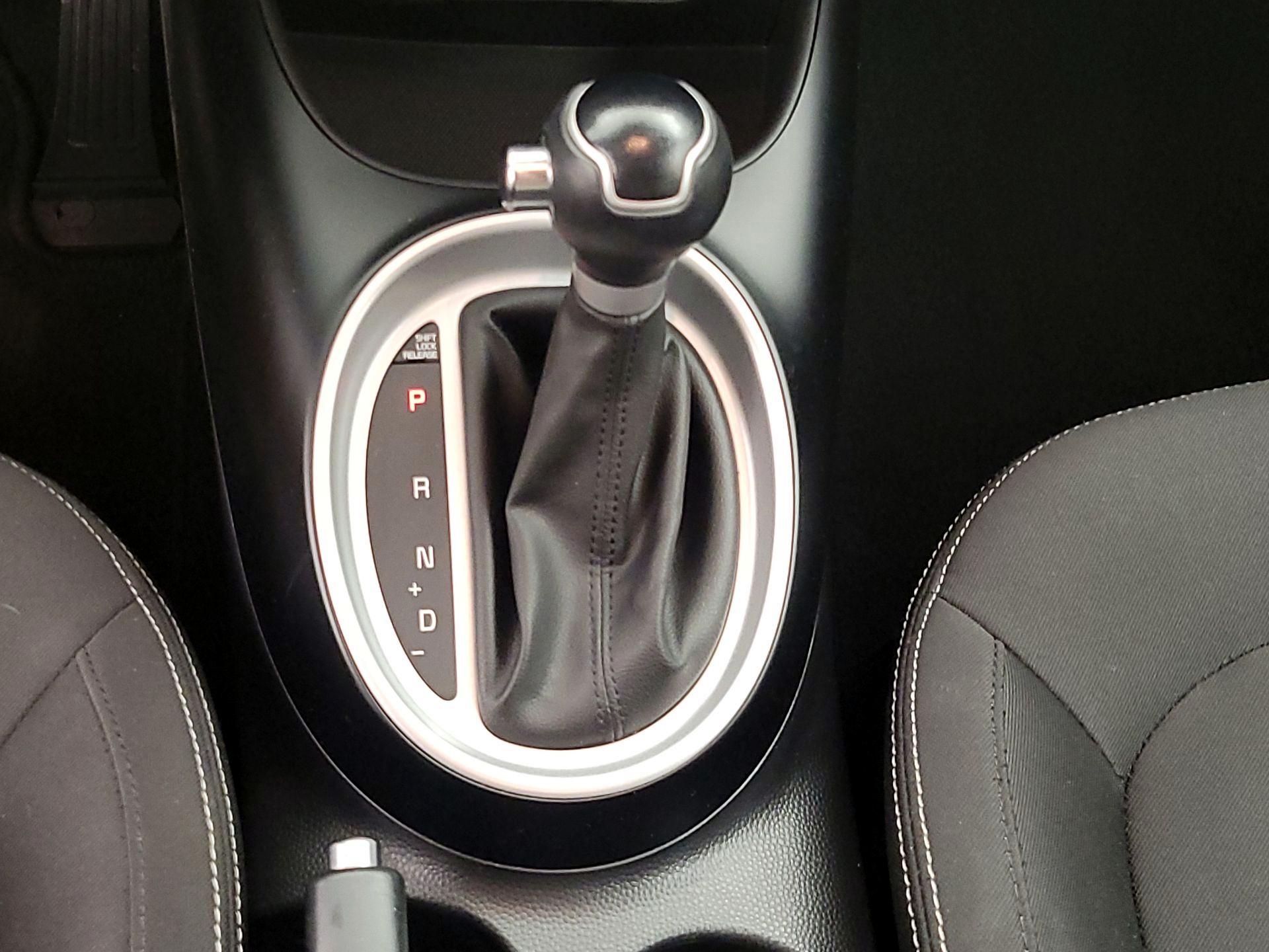 Thumbnail: 2016 Kia Soul - 16