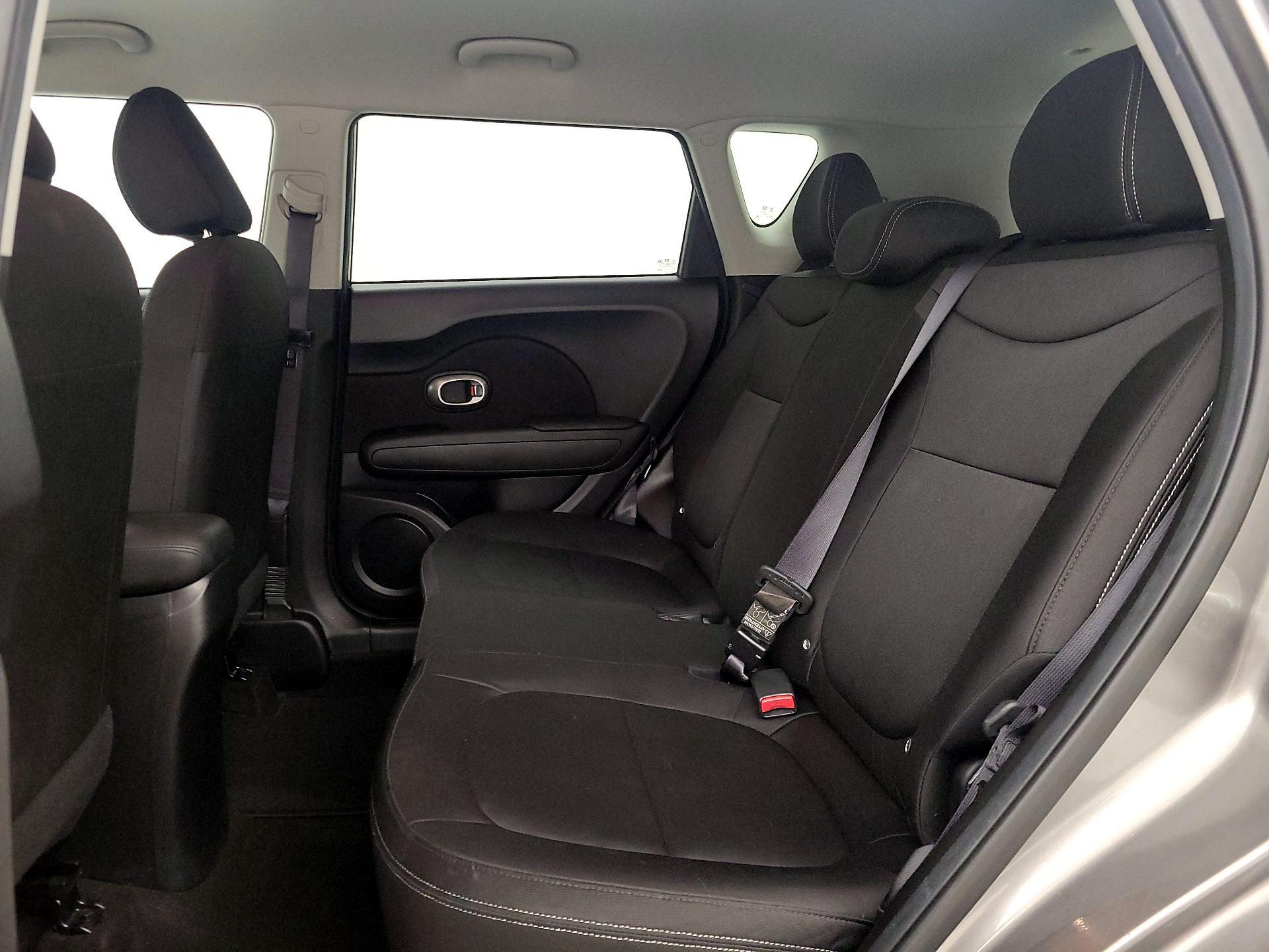 Thumbnail: 2016 Kia Soul - 18