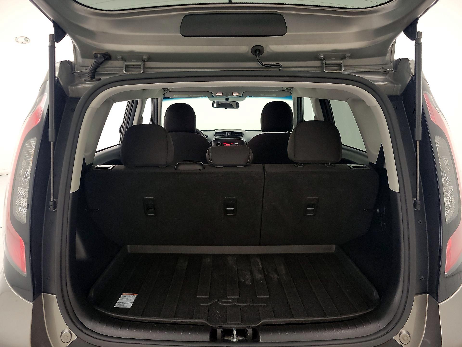 Thumbnail: 2016 Kia Soul - 19