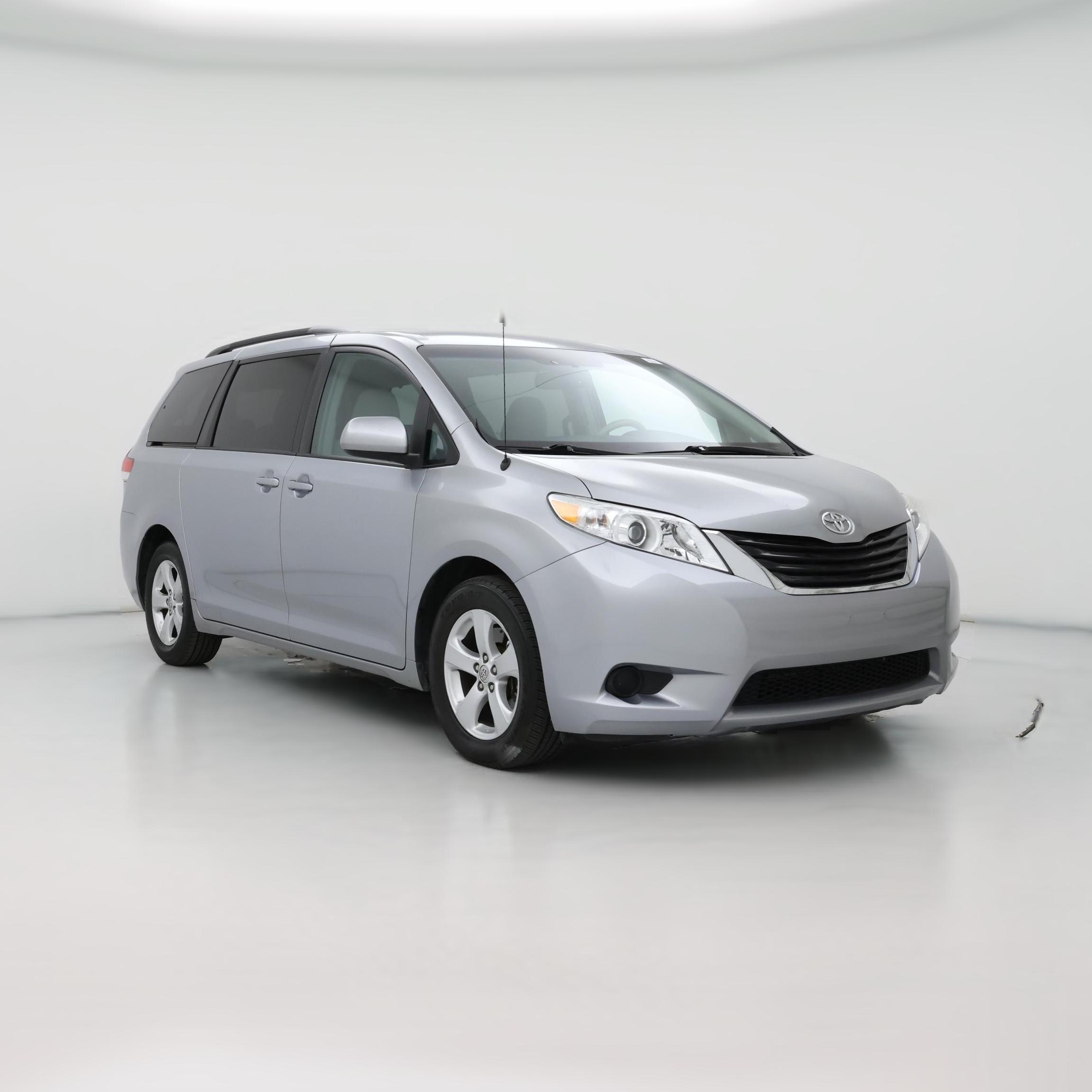 Thumbnail: 2014 Toyota Sienna - 1