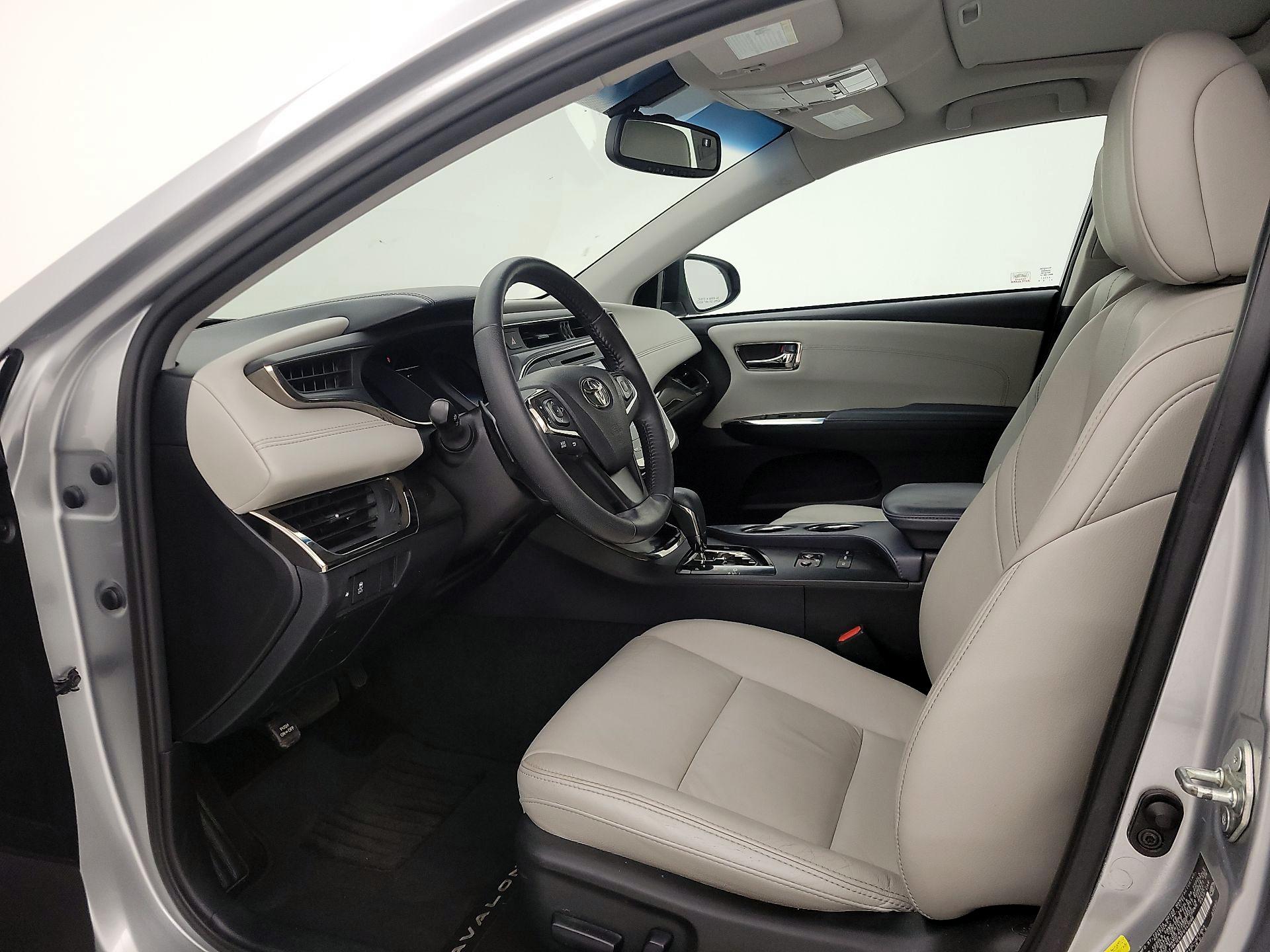 Thumbnail: 2015 Toyota Avalon - 11