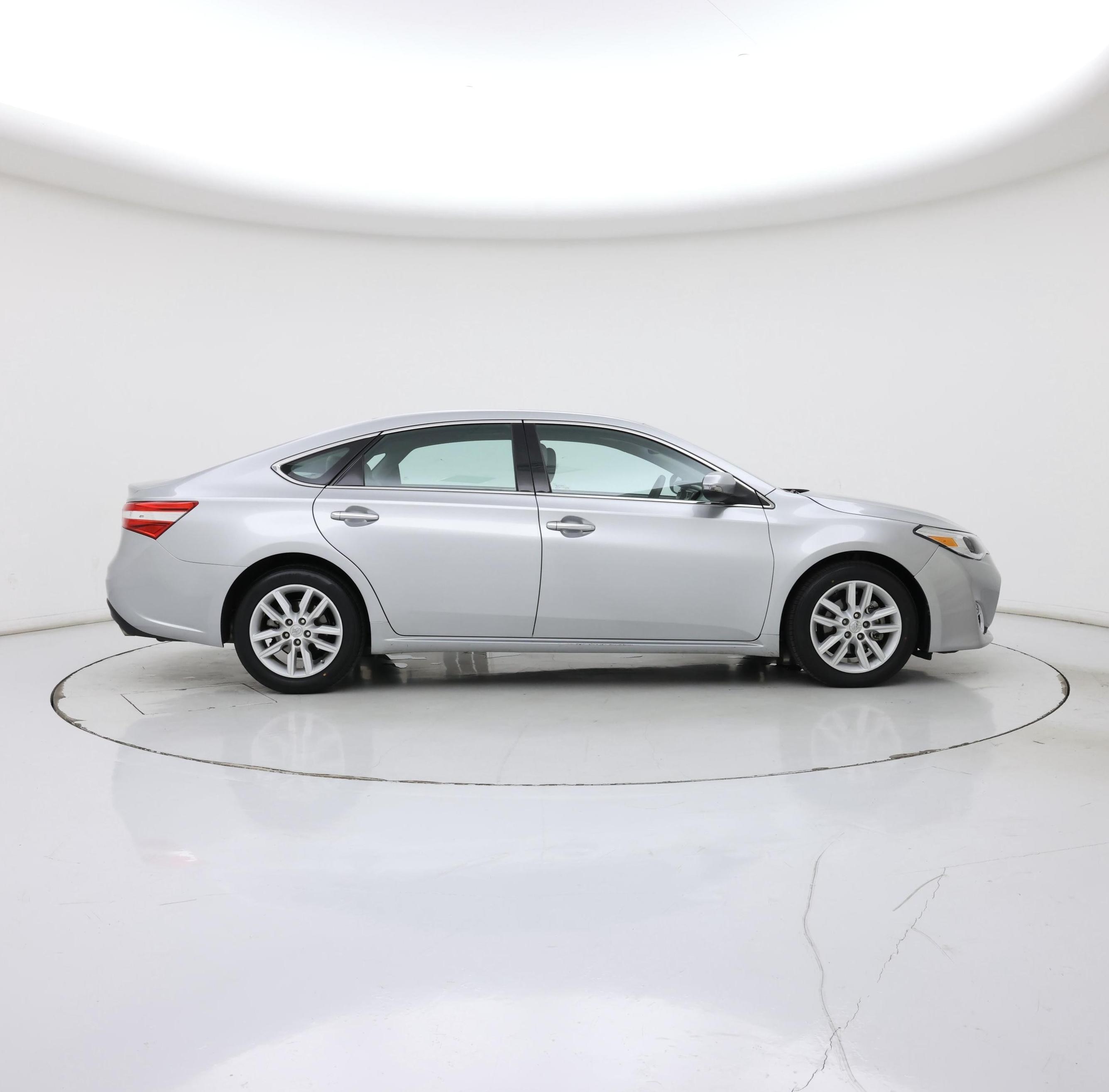 Thumbnail: 2015 Toyota Avalon - 7