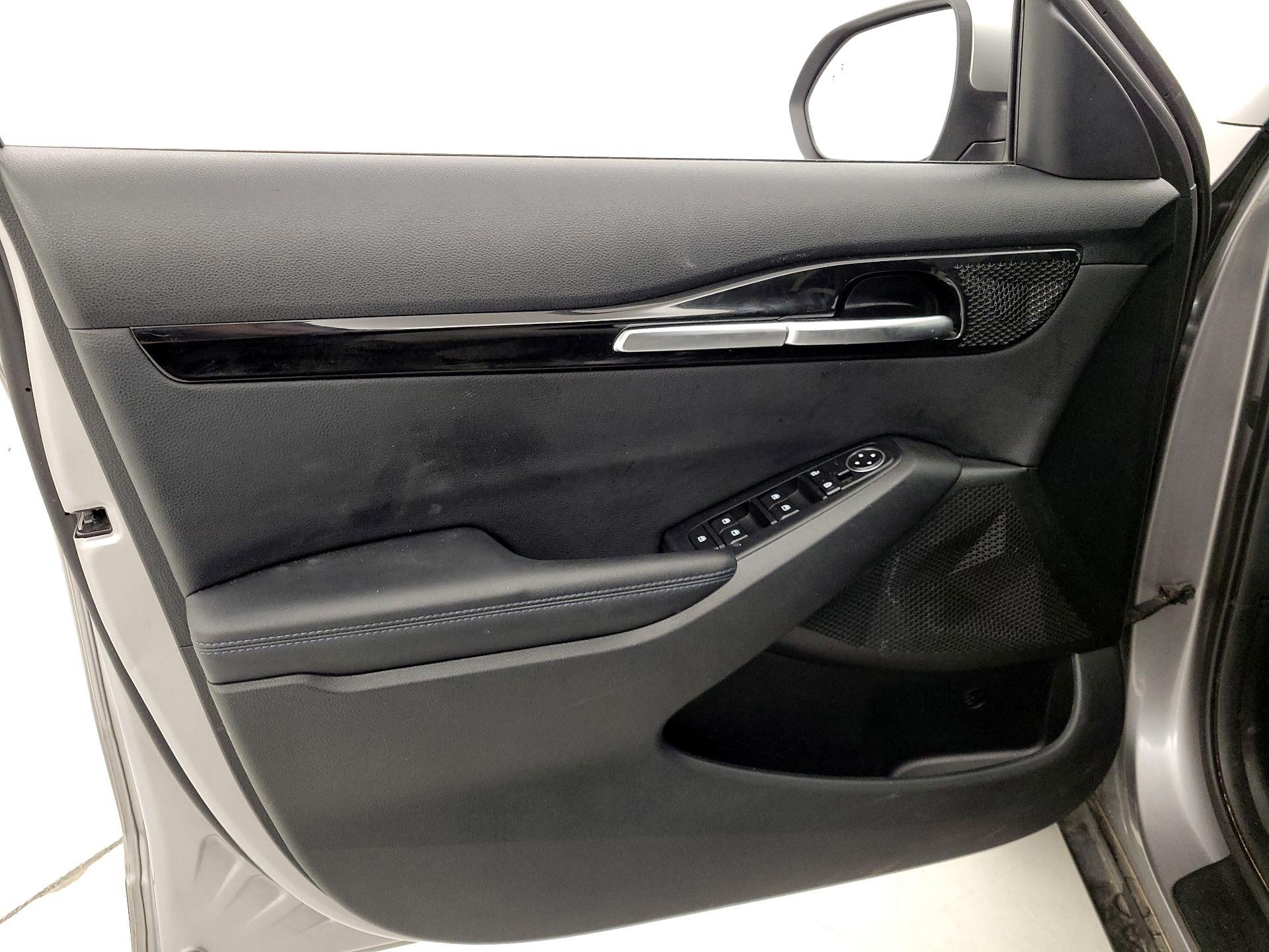 Thumbnail: 2023 Kia Seltos - 12