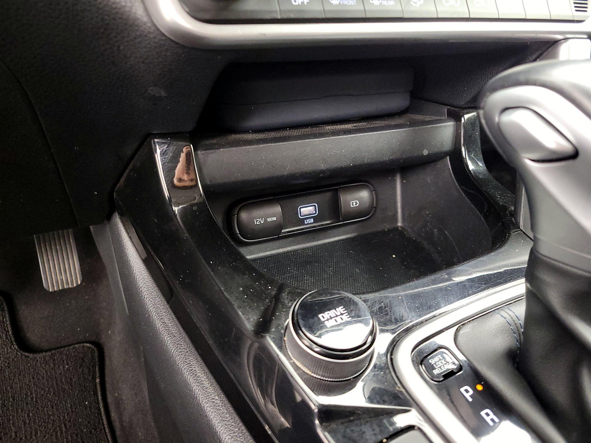 Thumbnail: 2023 Kia Seltos - 18