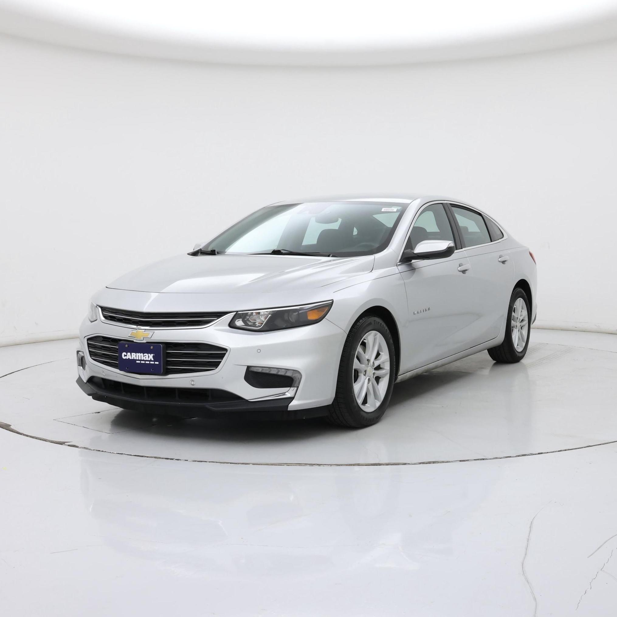 Thumbnail: 2016 Chevrolet Malibu - 4
