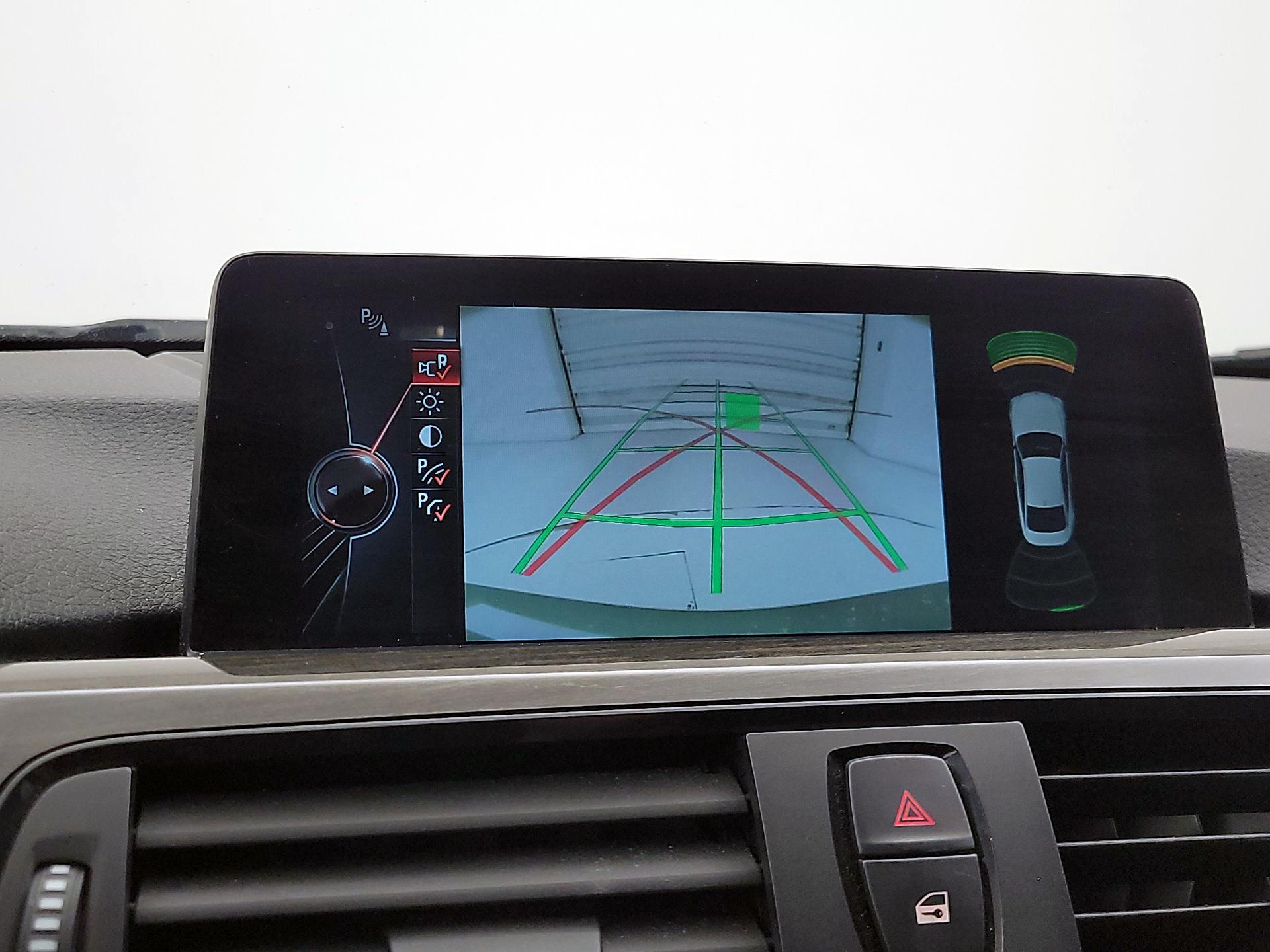 Thumbnail: 2016 BMW 4 Series - 15