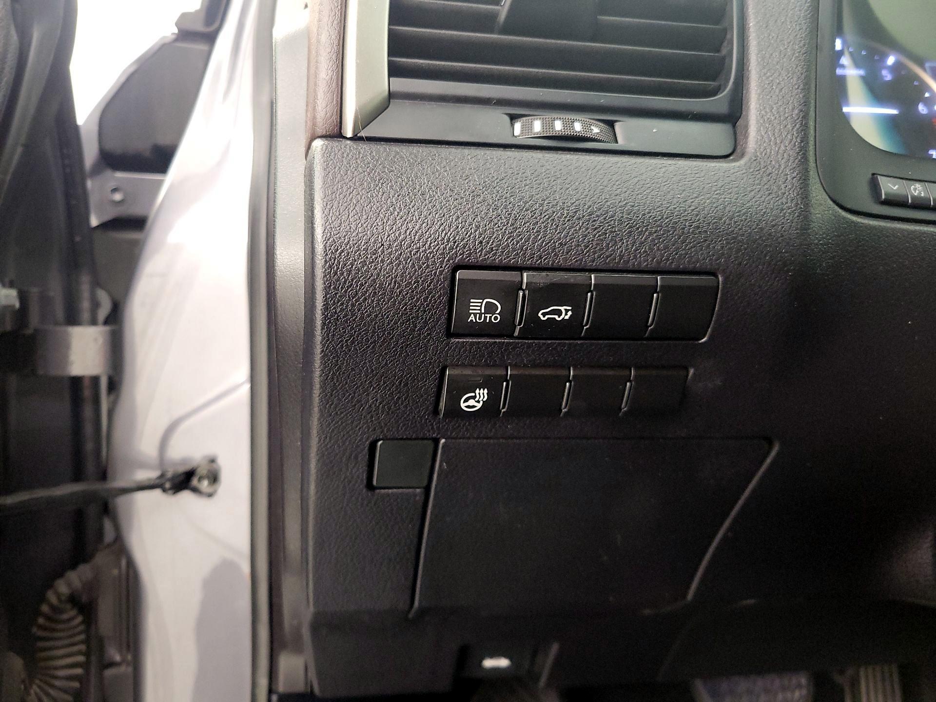 Thumbnail: 2016 Lexus RX - 13