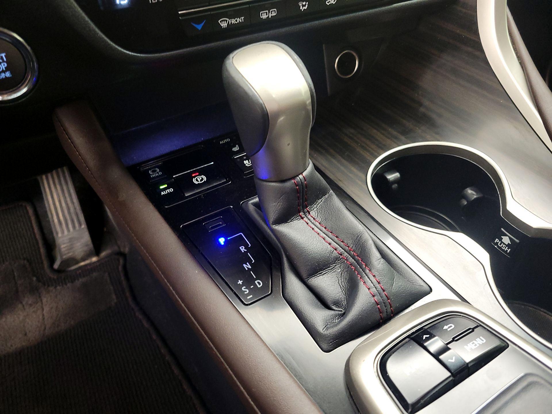 Thumbnail: 2016 Lexus RX - 17