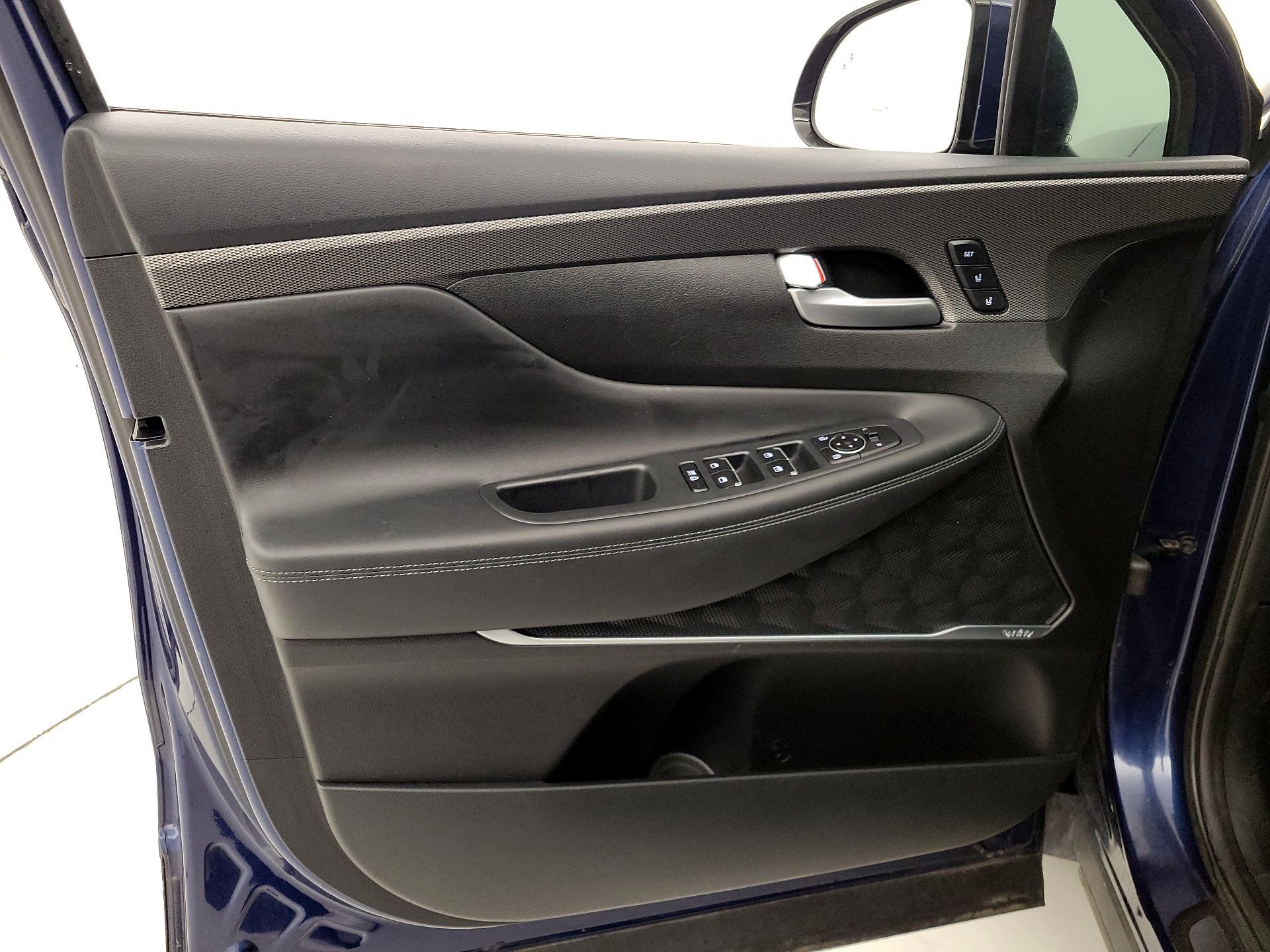 Thumbnail: 2020 Hyundai Santa Fe - 12