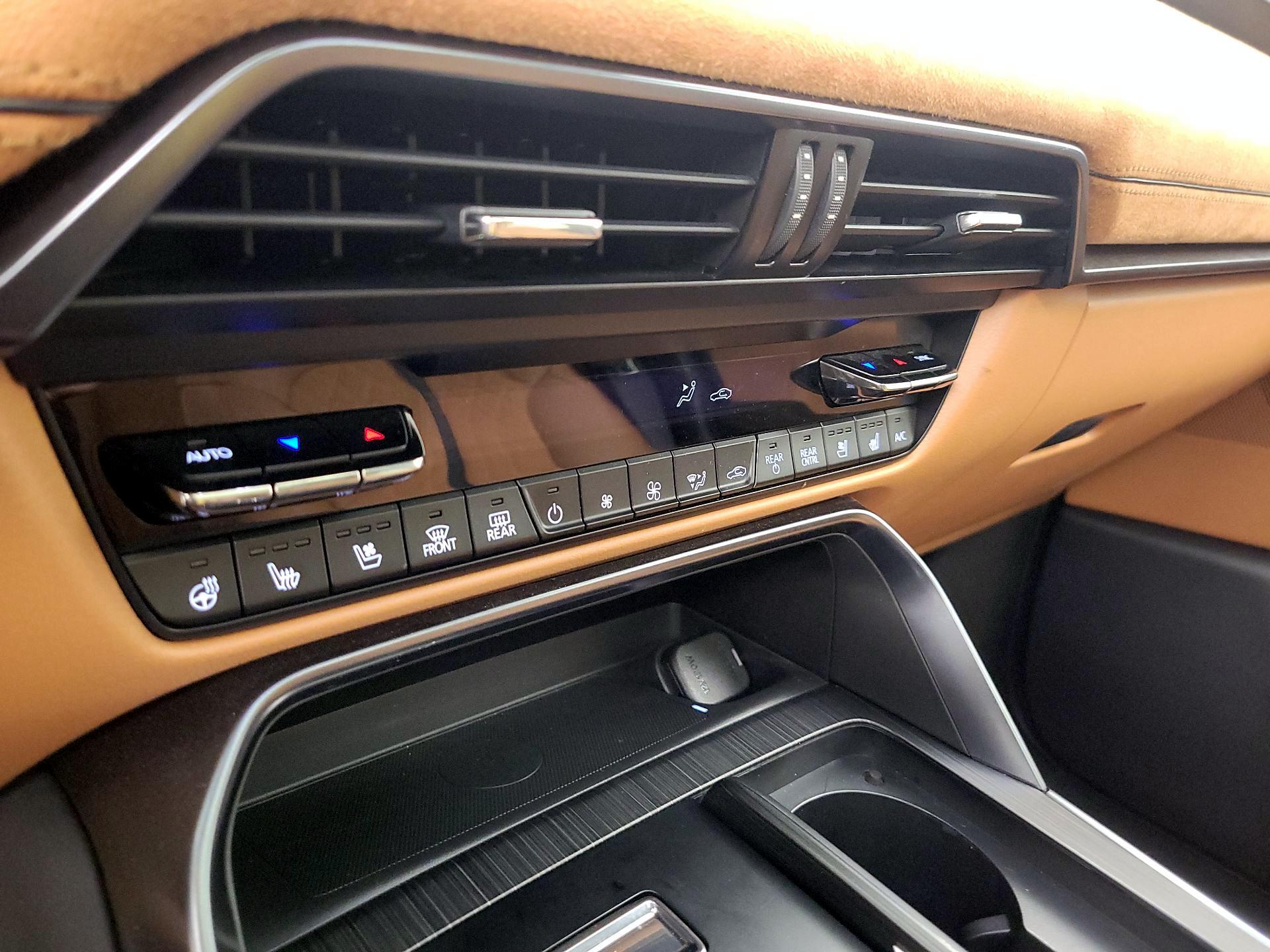 Thumbnail: 2025 Mazda CX-90 - 17