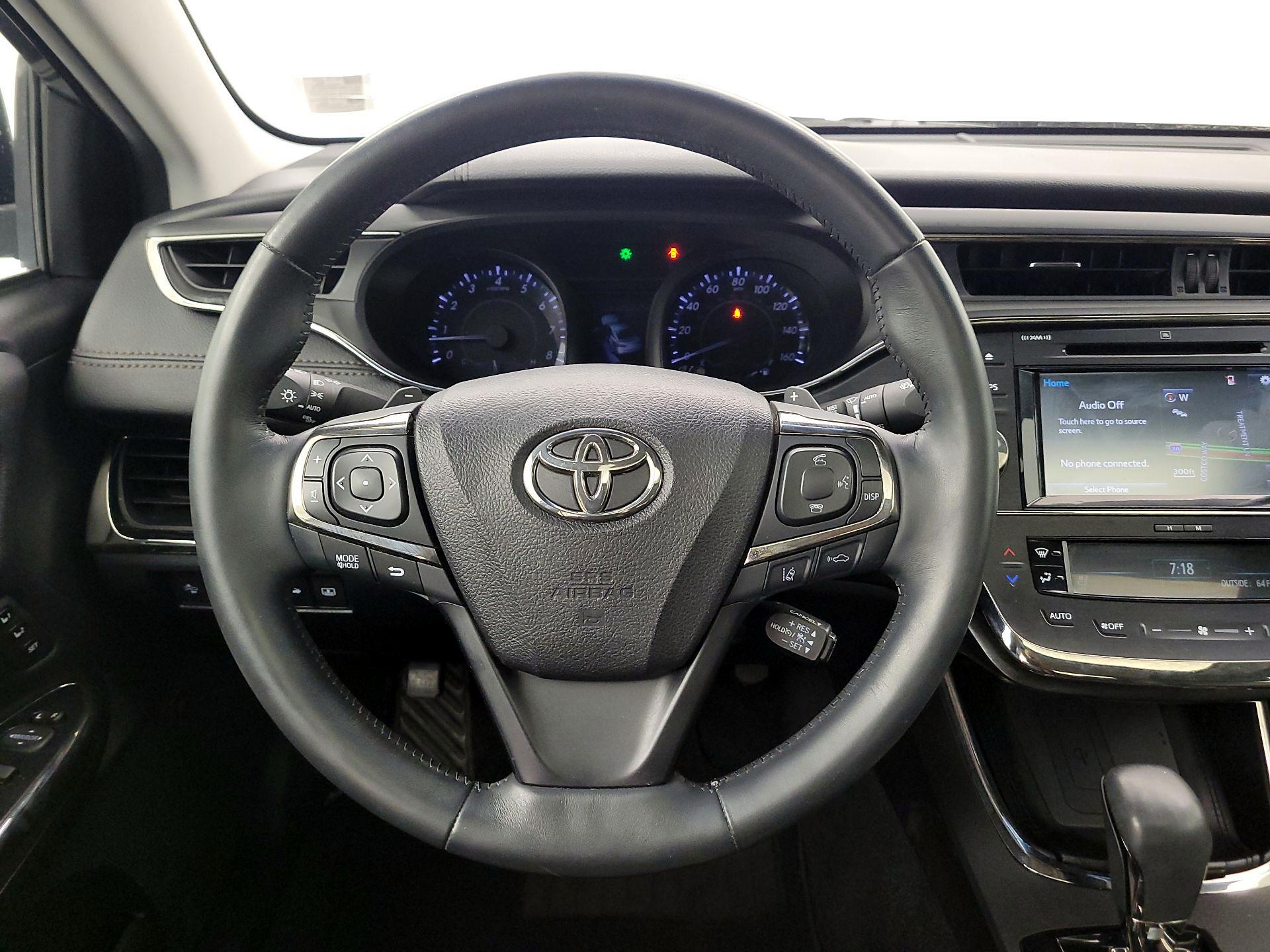 Thumbnail: 2016 Toyota Avalon - 10