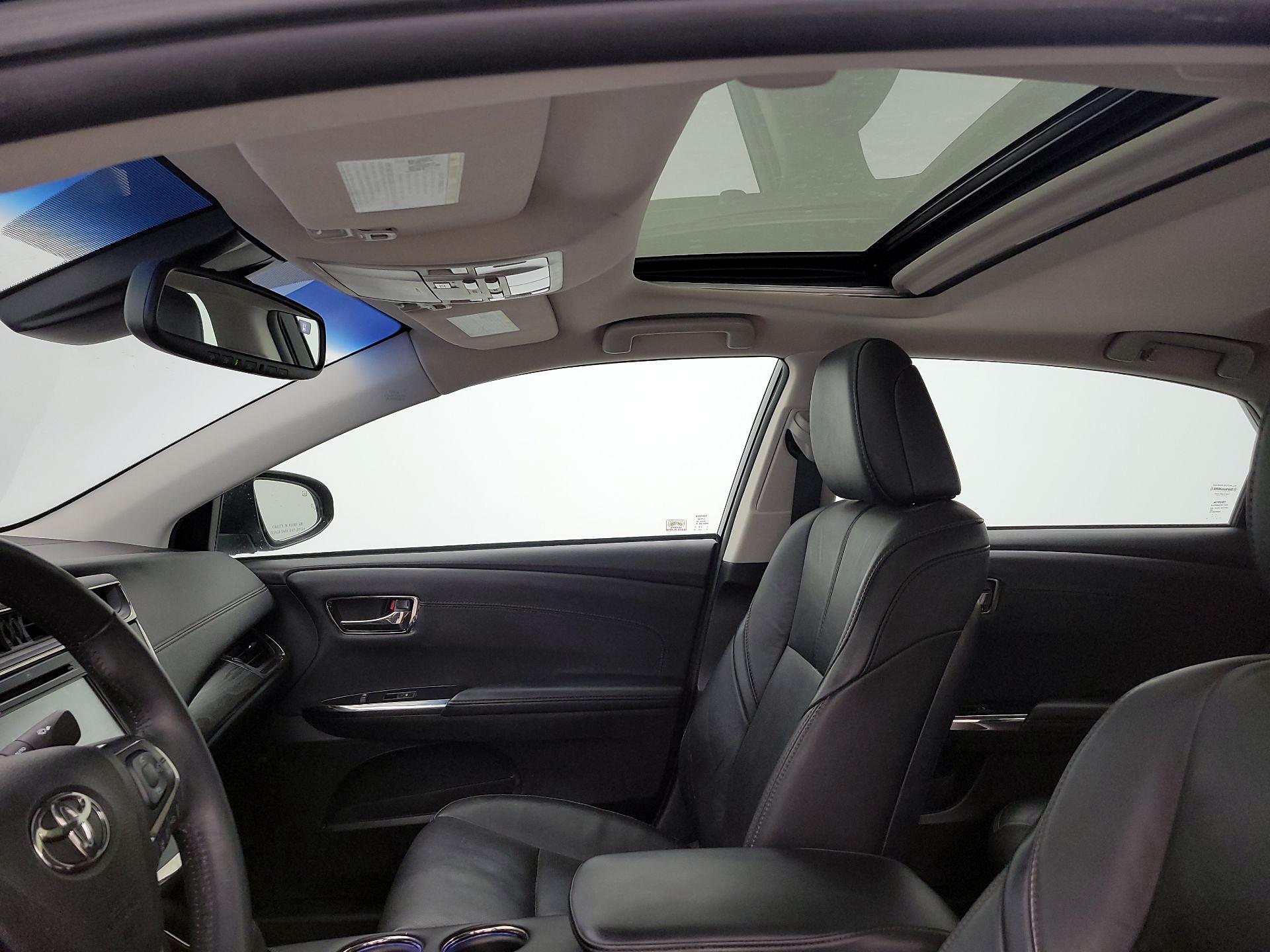 Thumbnail: 2016 Toyota Avalon - 18