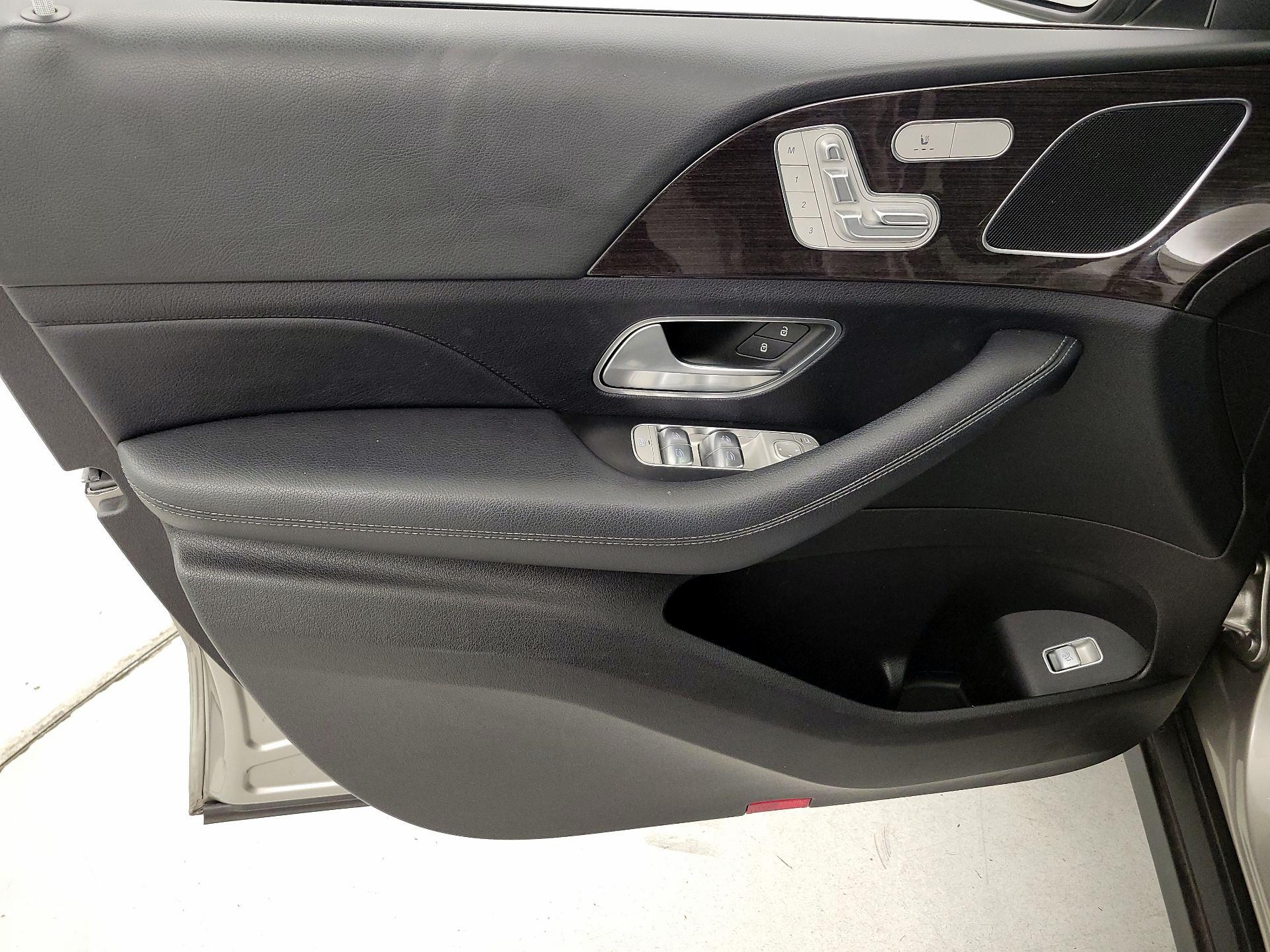 Thumbnail: 2020 Mercedes-Benz GLE - 12