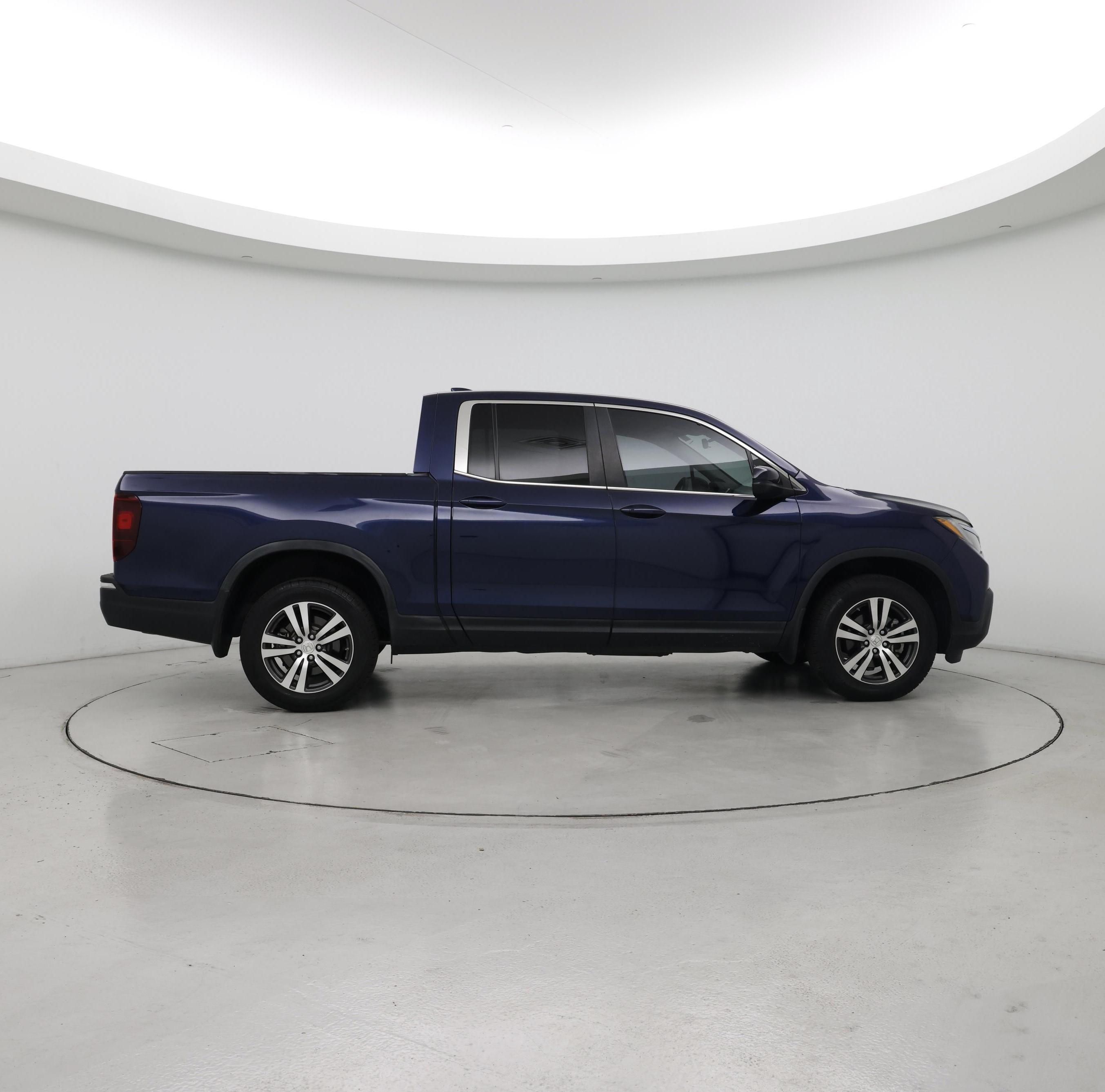 Thumbnail: 2017 Honda Ridgeline - 7