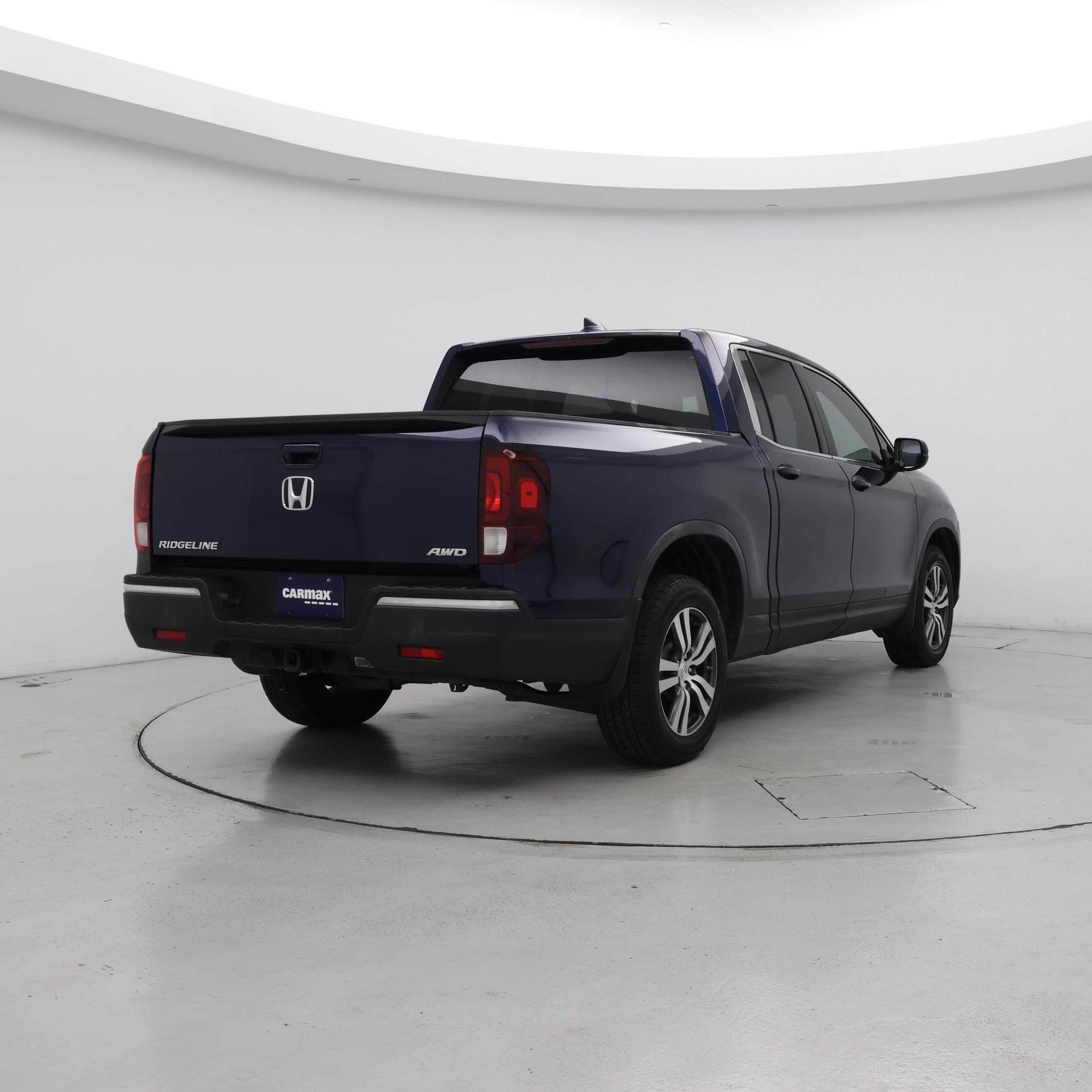 Thumbnail: 2017 Honda Ridgeline - 8