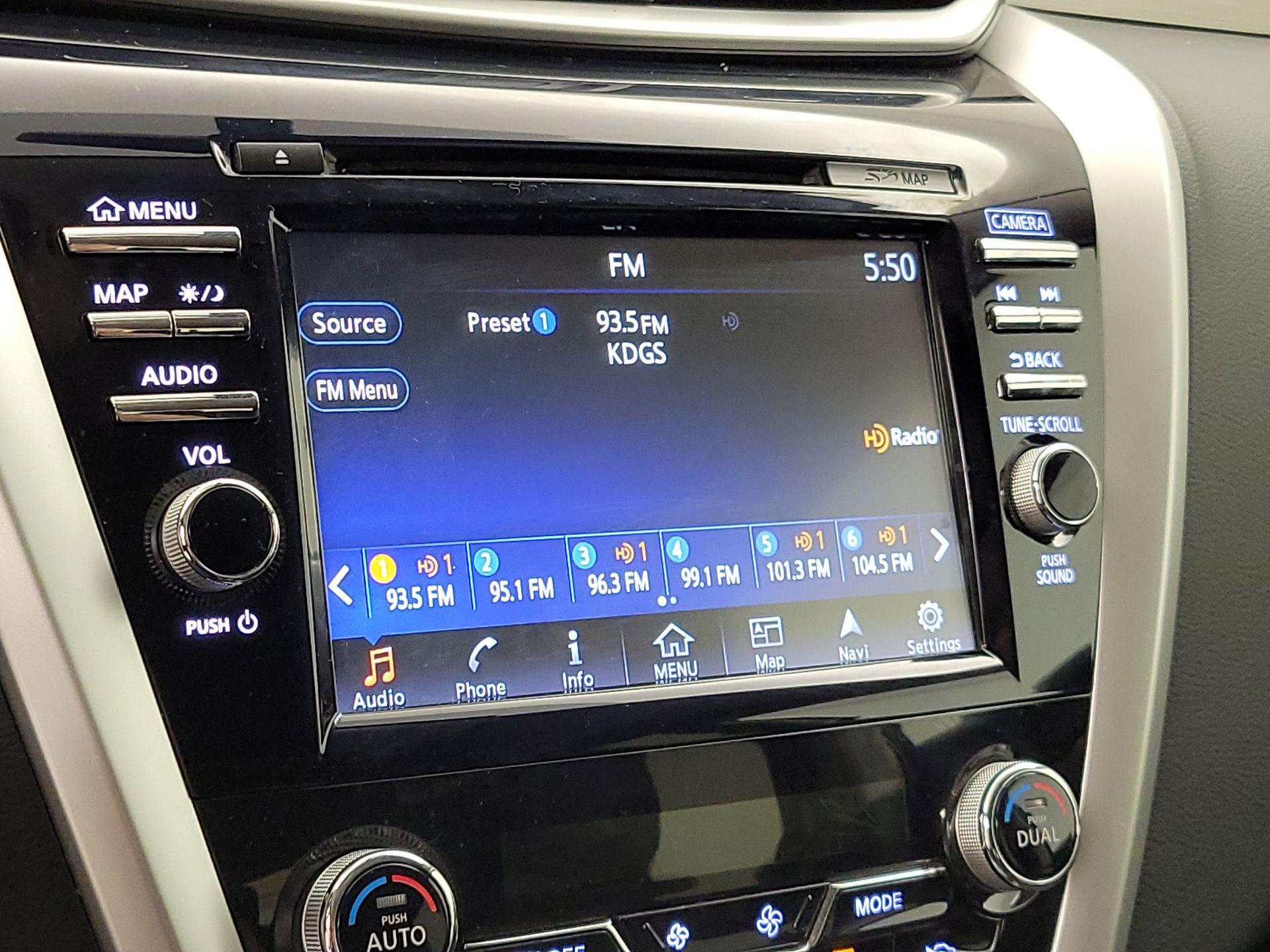 Thumbnail: 2017 Nissan Murano - 16