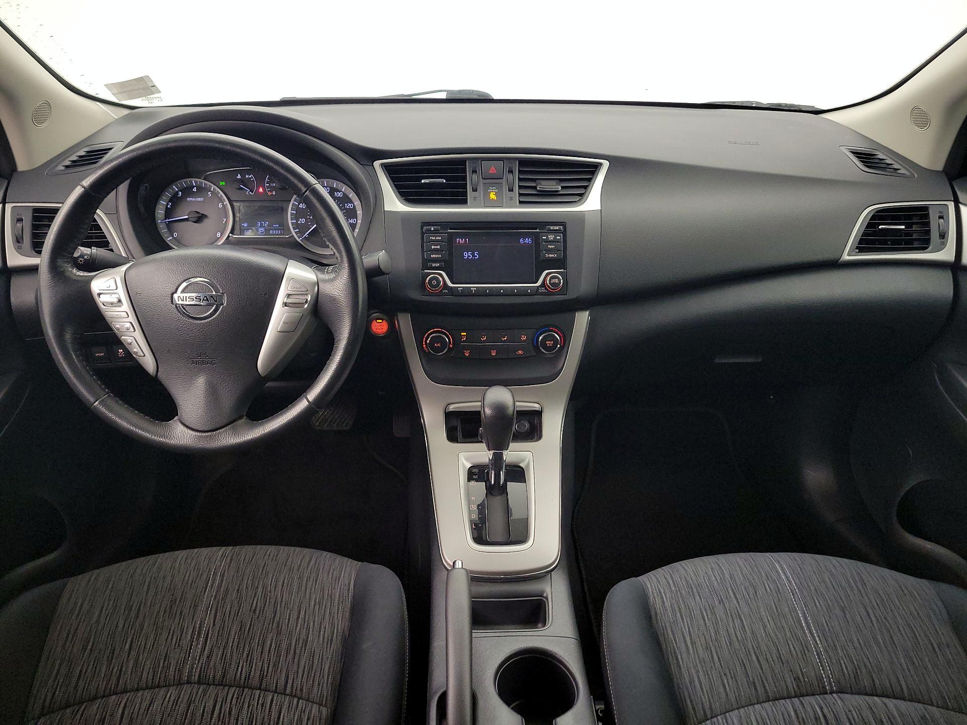 Thumbnail: 2015 Nissan Sentra - 9