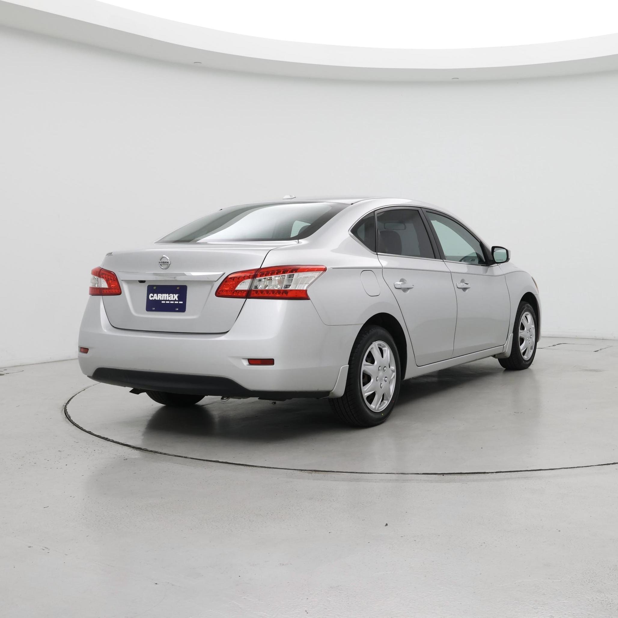 Thumbnail: 2015 Nissan Sentra - 8