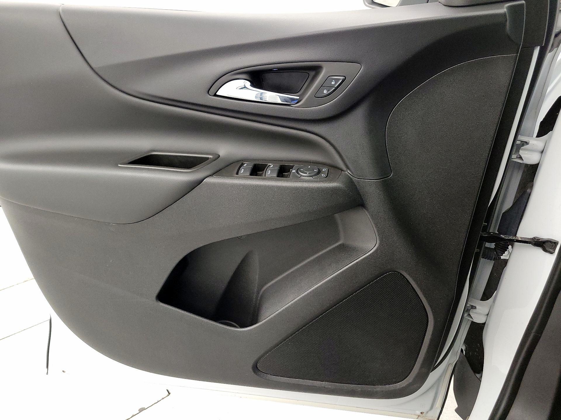 Thumbnail: 2023 Chevrolet Equinox - 12