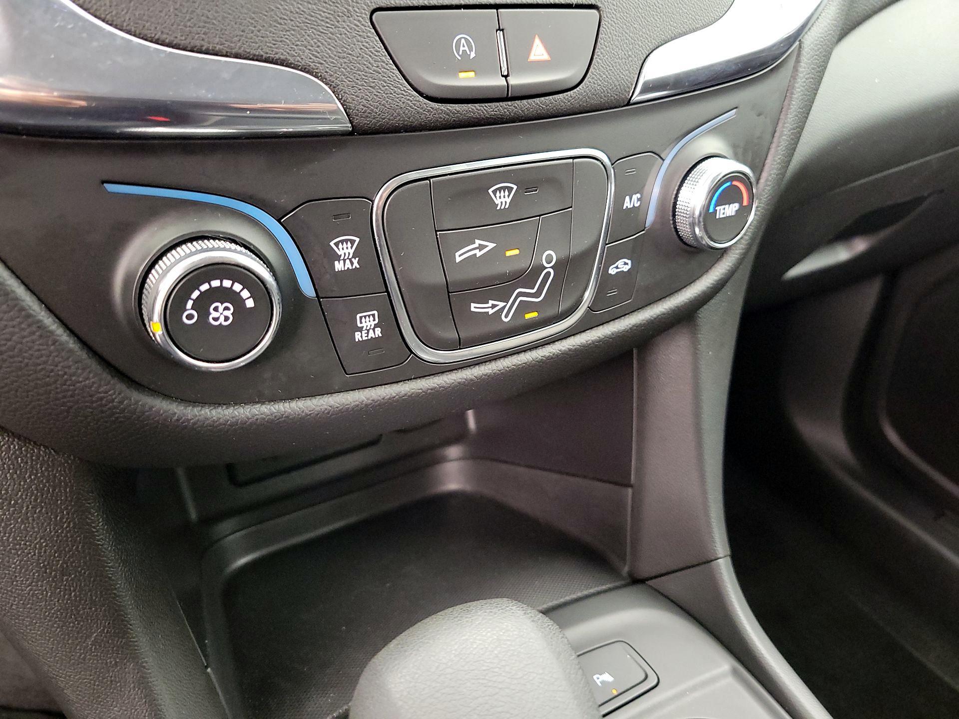 Thumbnail: 2023 Chevrolet Equinox - 16