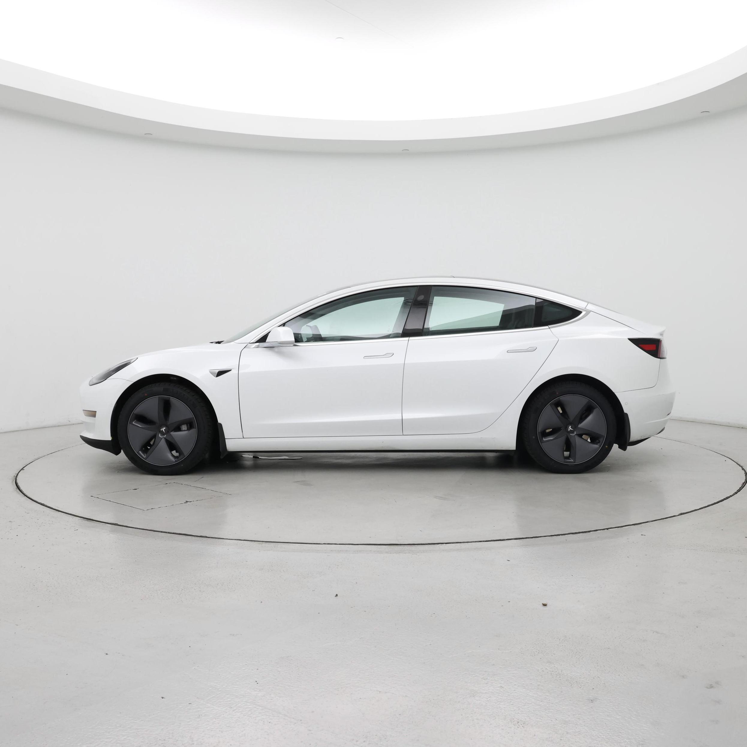 Thumbnail: 2020 Tesla Model 3 - 3