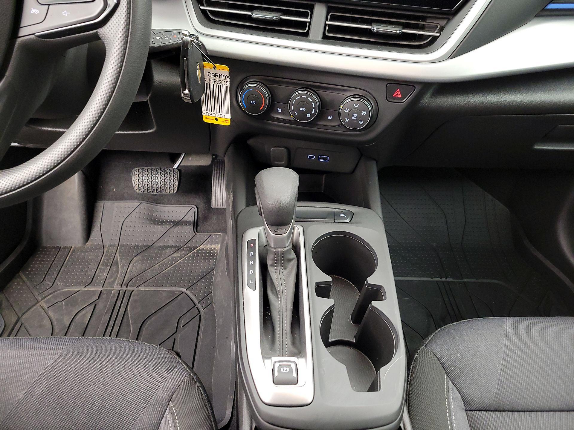 Thumbnail: 2025 Chevrolet Trax - 17