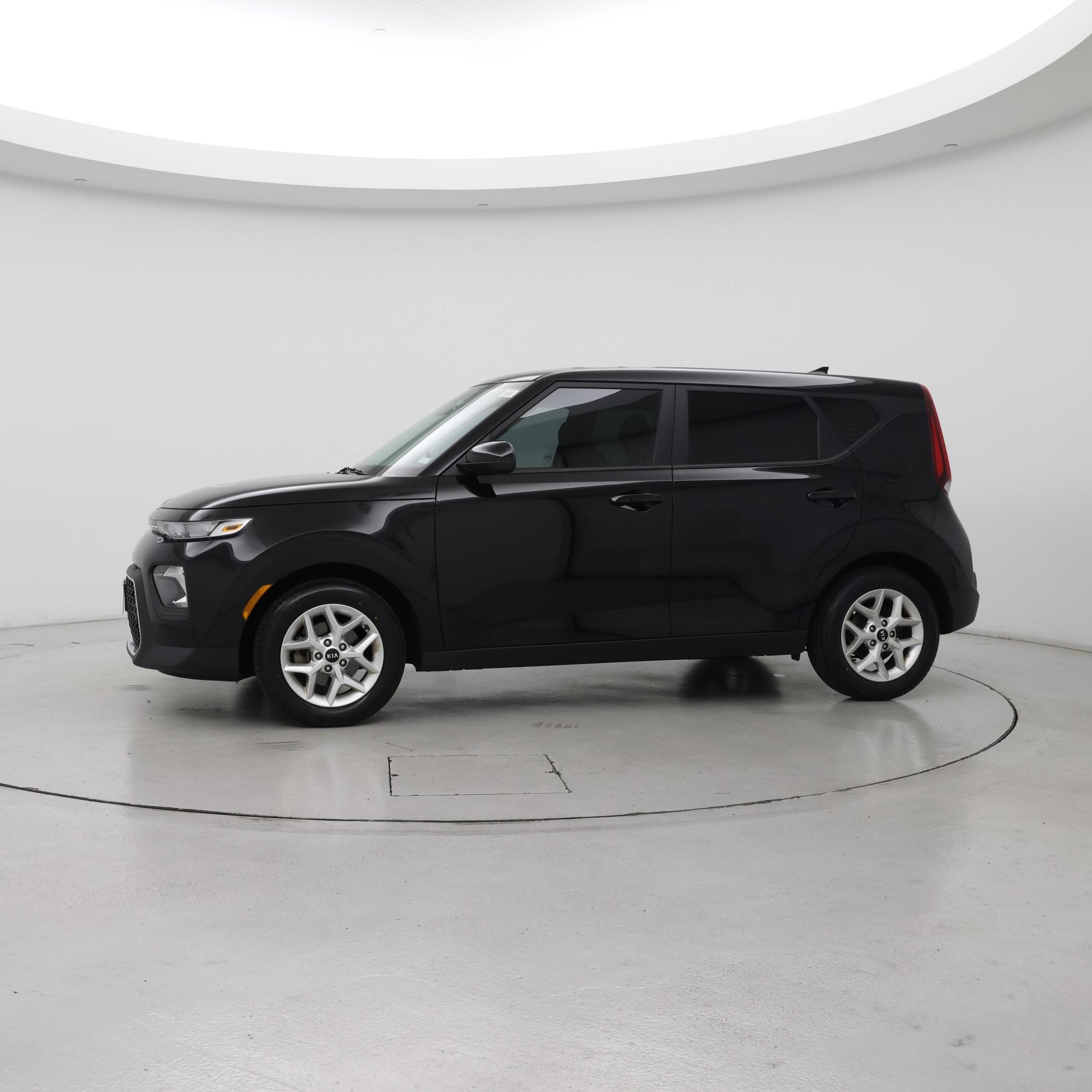 Thumbnail: 2021 Kia Soul - 3