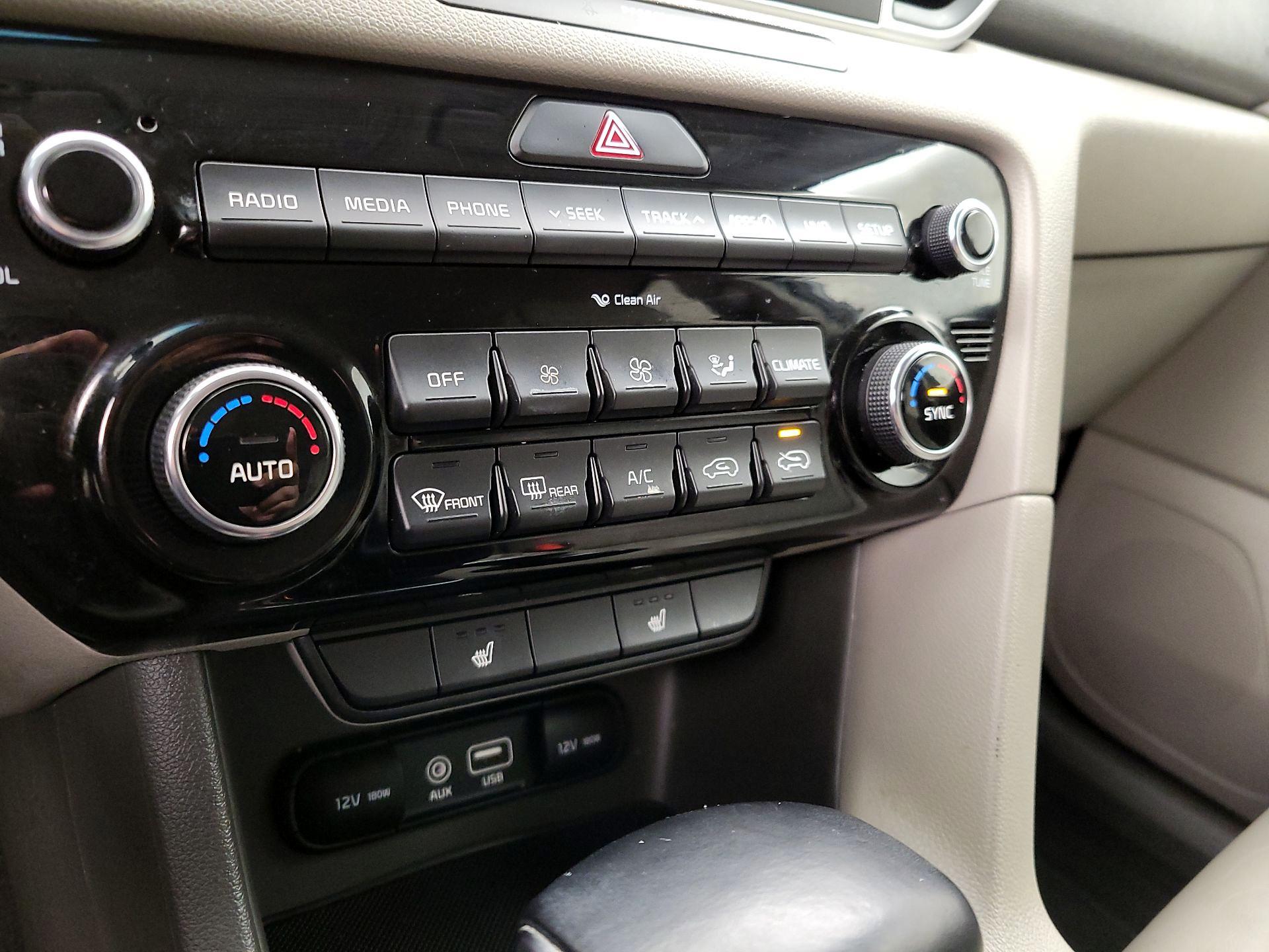 Thumbnail: 2019 Kia Sportage - 16