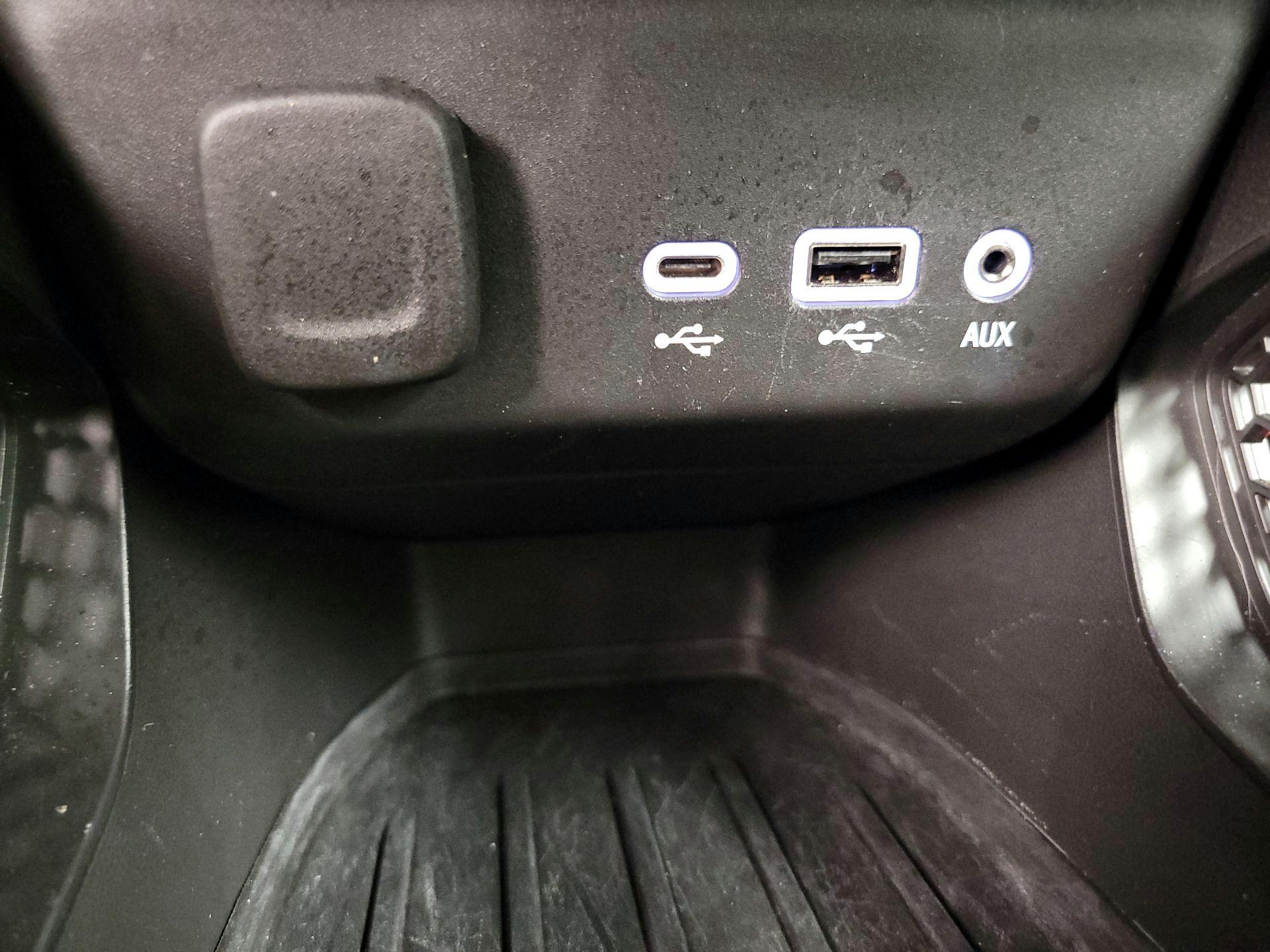 Thumbnail: 2022 Chevrolet TrailBlazer - 18